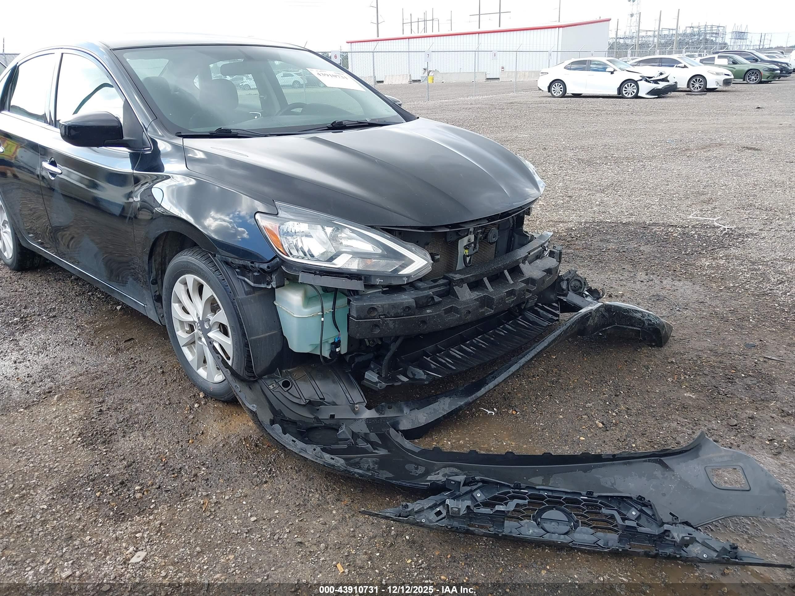 NISSAN SENTRA image 6