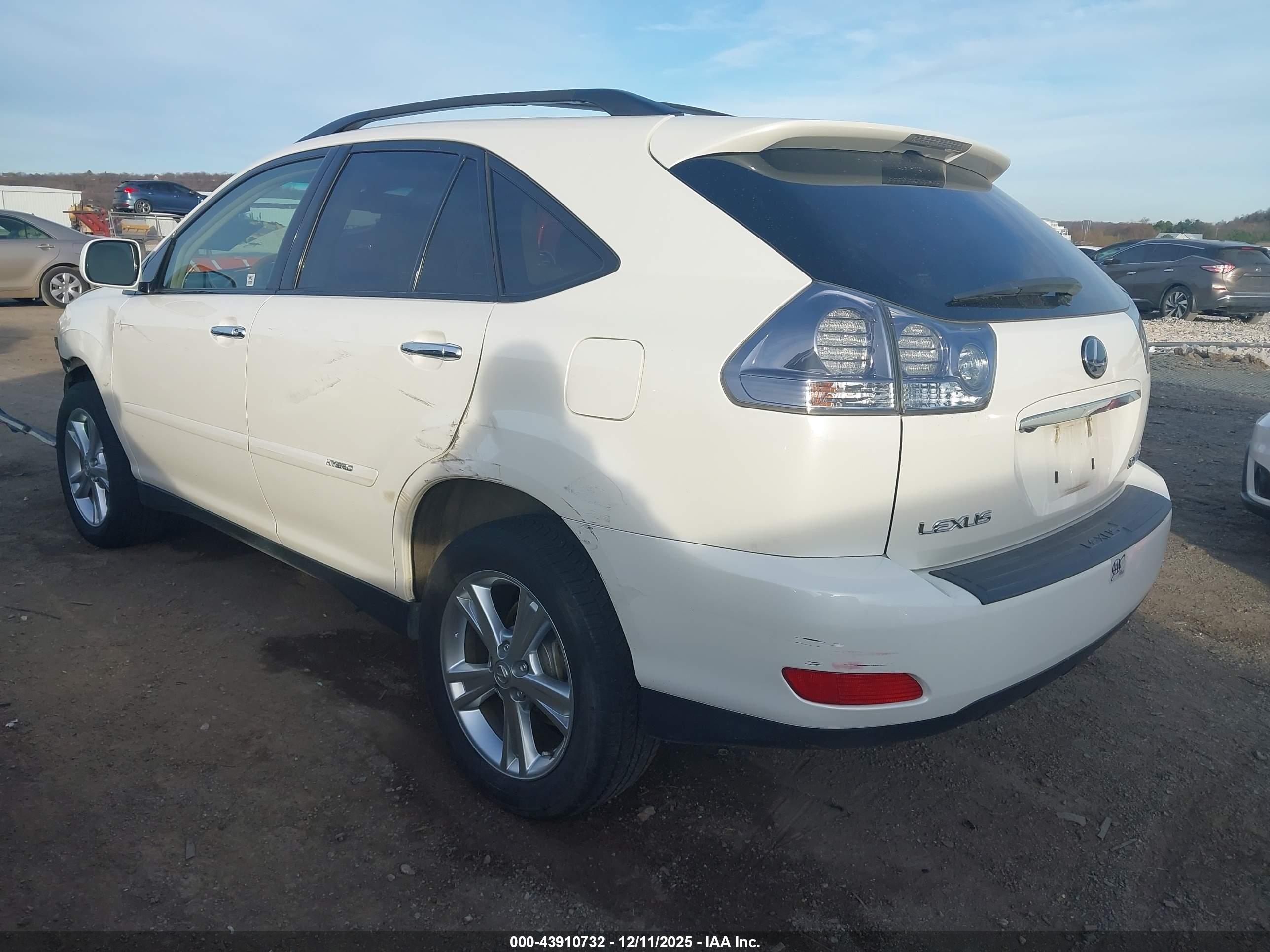LEXUS RX image 3