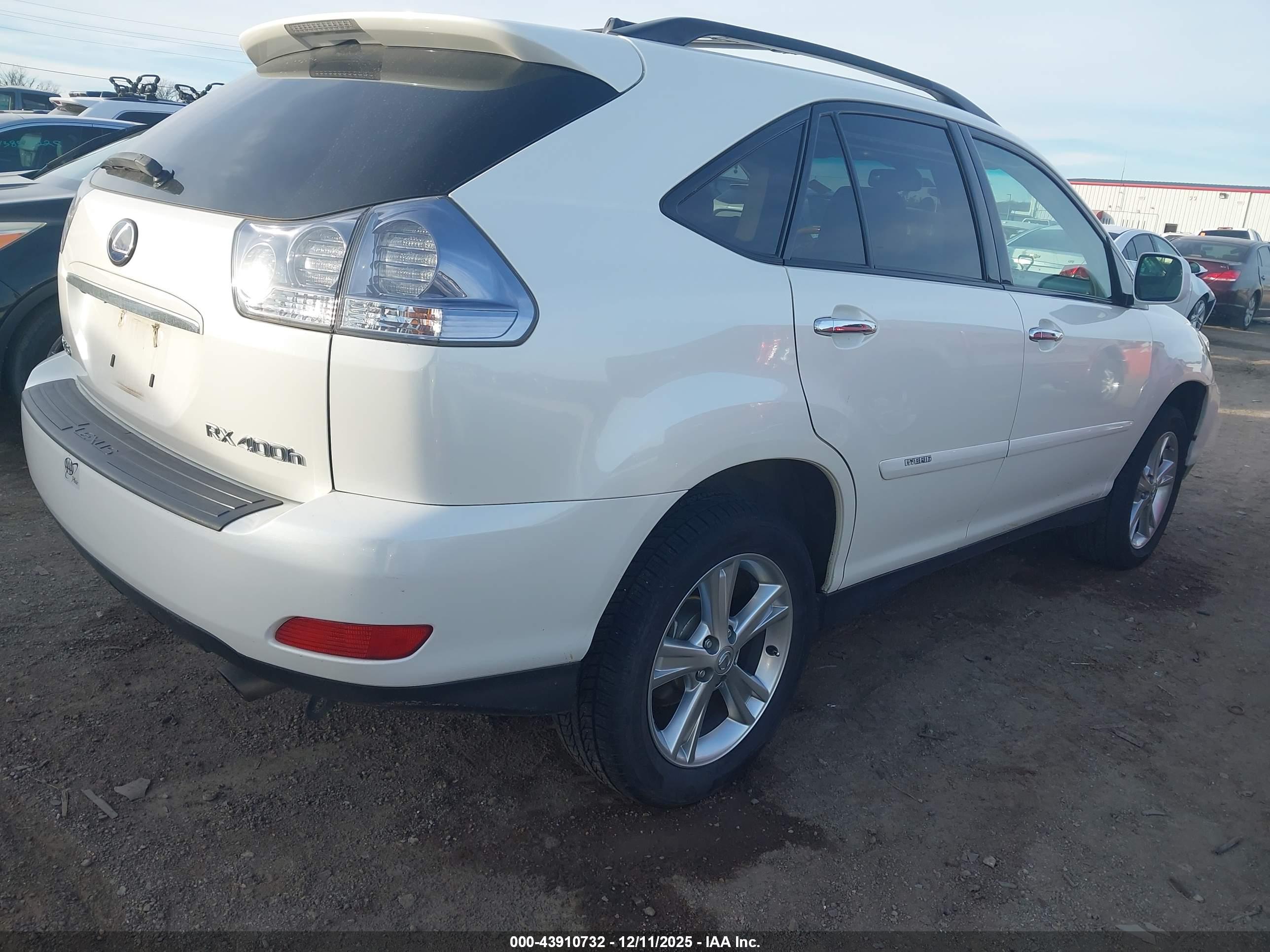LEXUS RX image 4