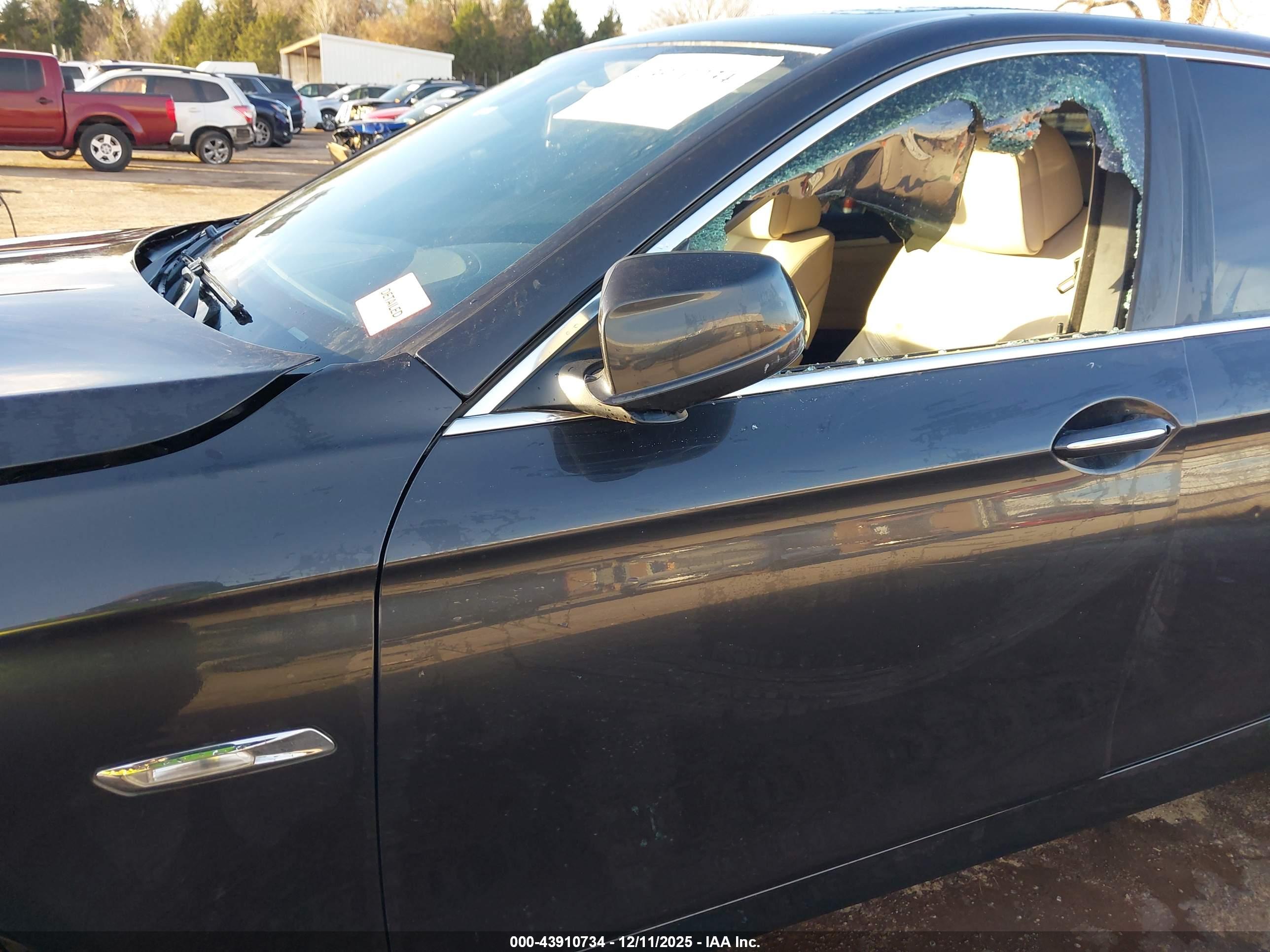 BMW 528I image 6