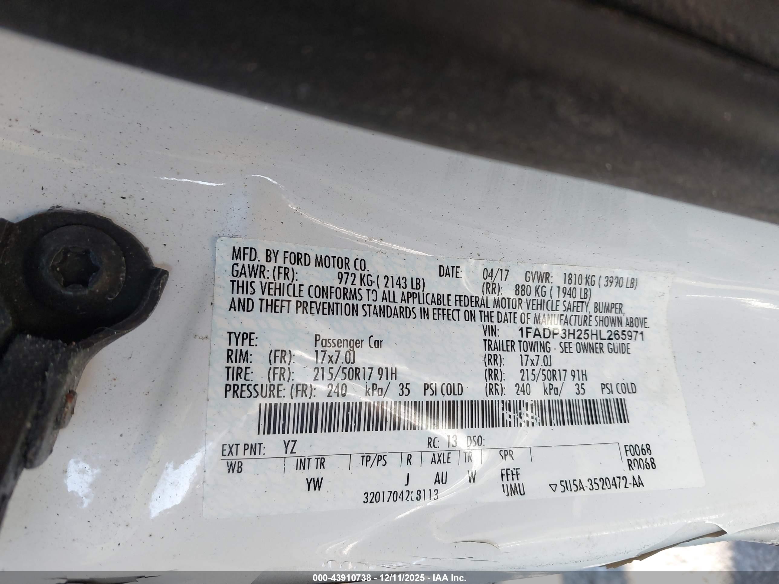FORD FOCUS image 9