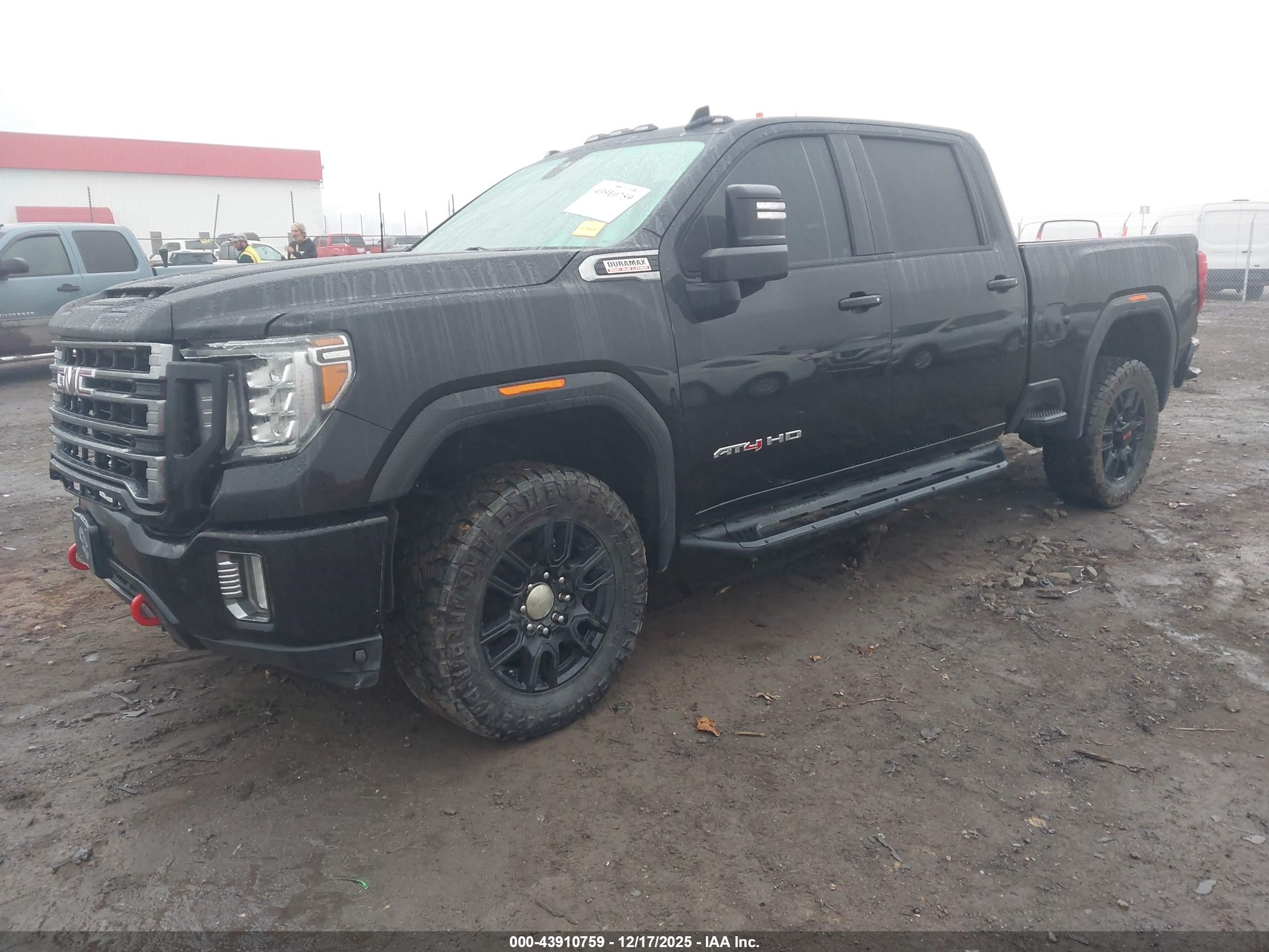 GMC SIERRA image 2