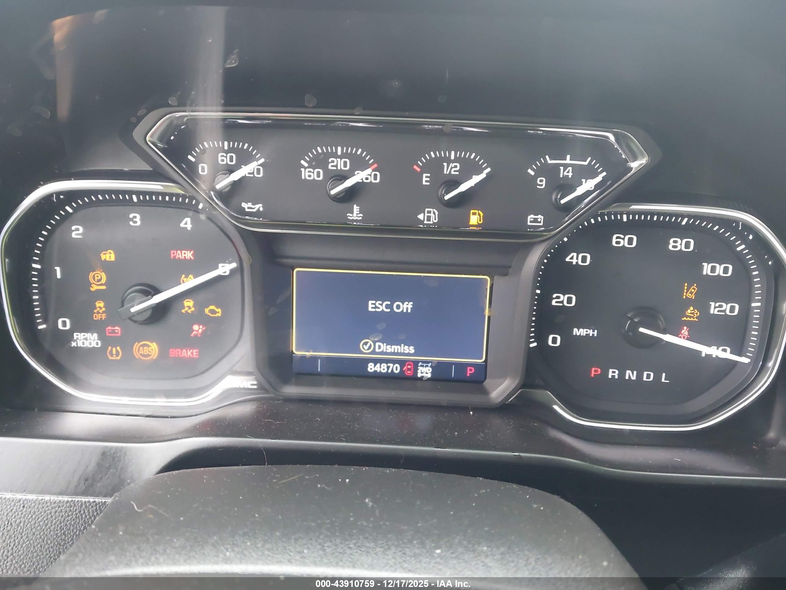 GMC SIERRA image 6