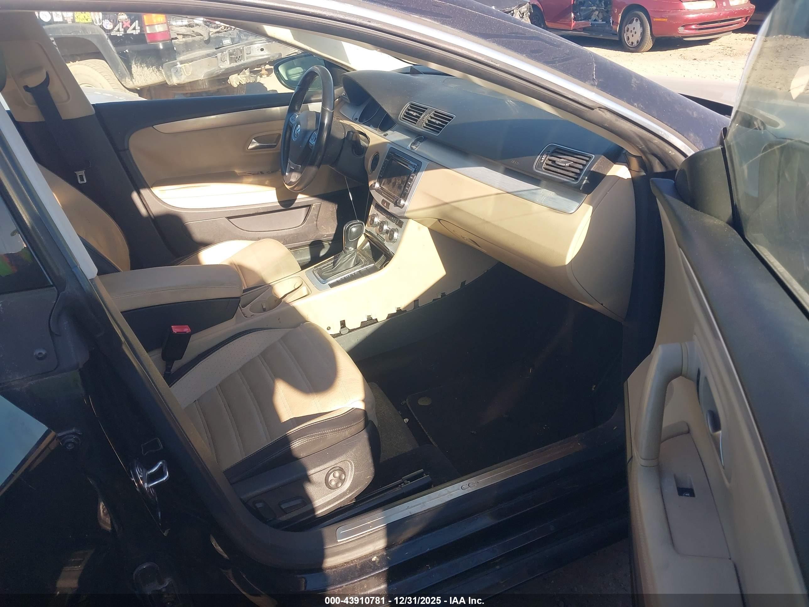 VOLKSWAGEN CC image 5