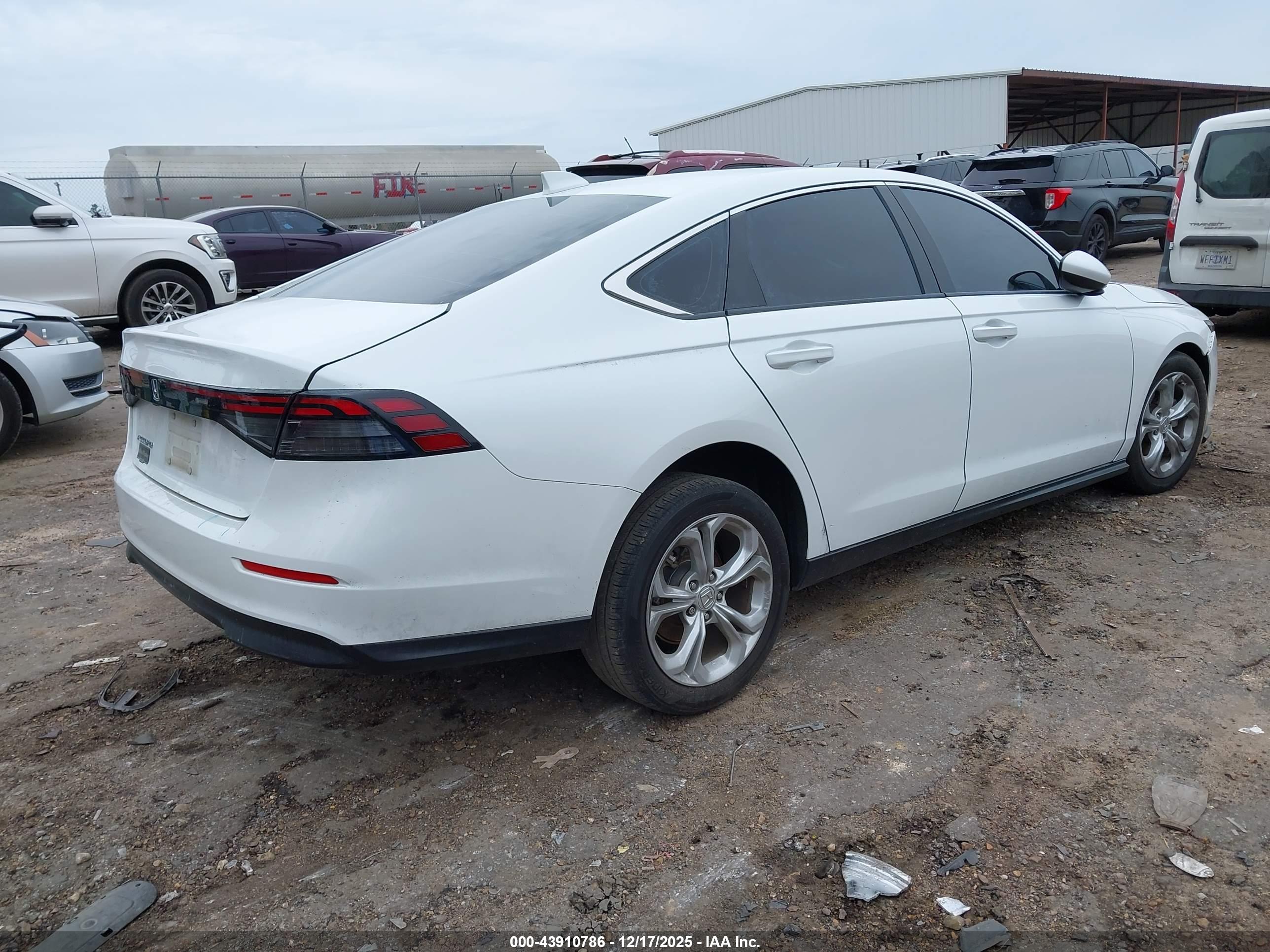 HONDA ACCORD image 4