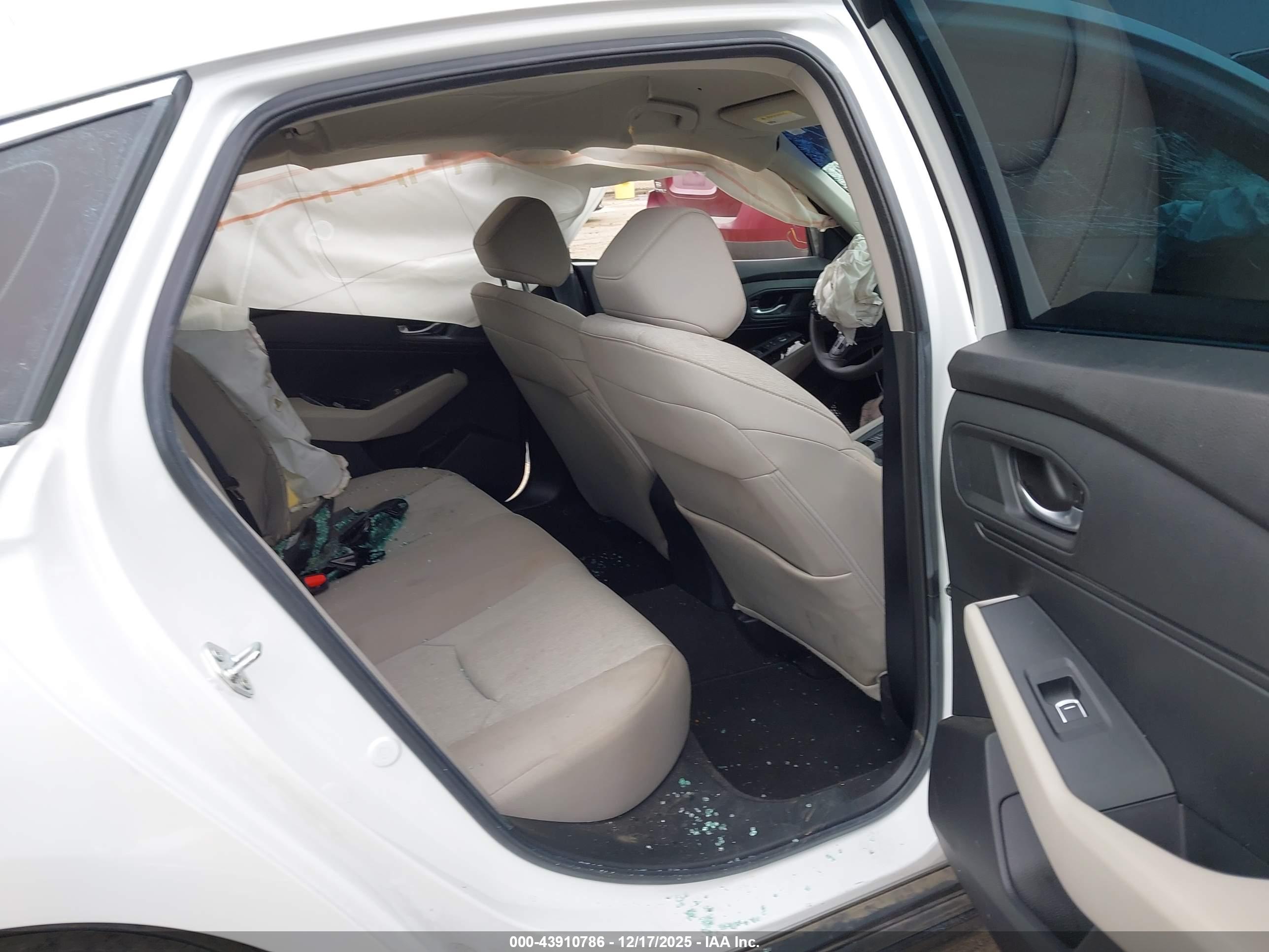 HONDA ACCORD image 8