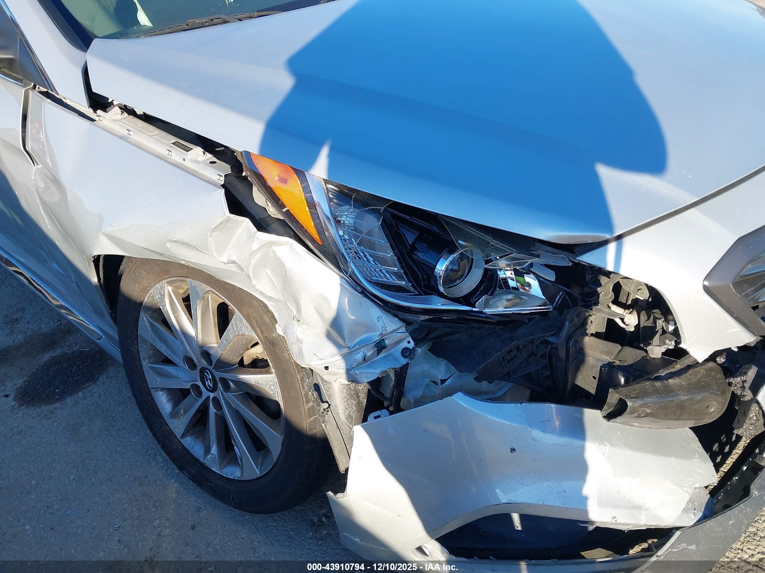 HYUNDAI SONATA image 6