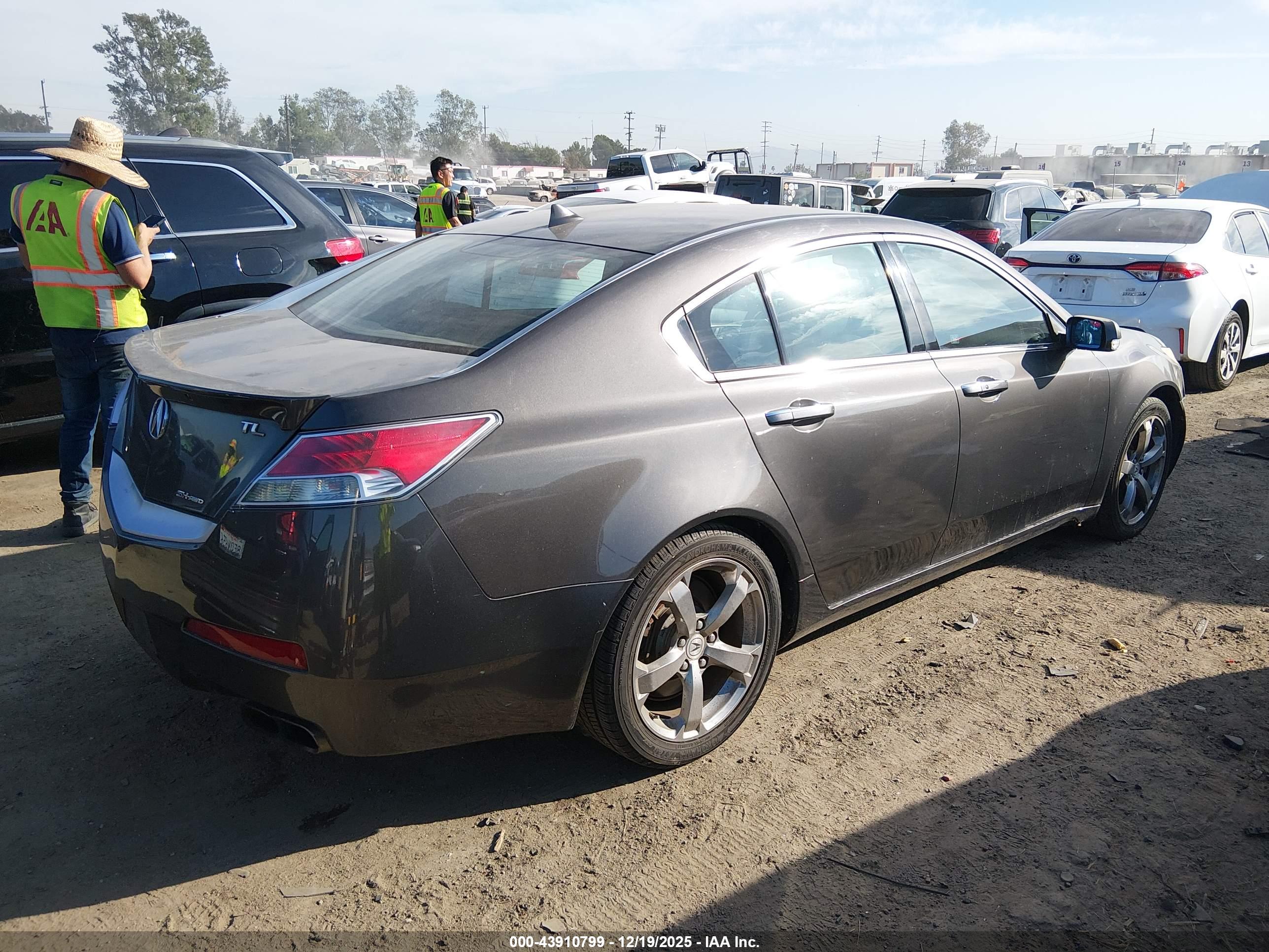 ACURA TL image 4