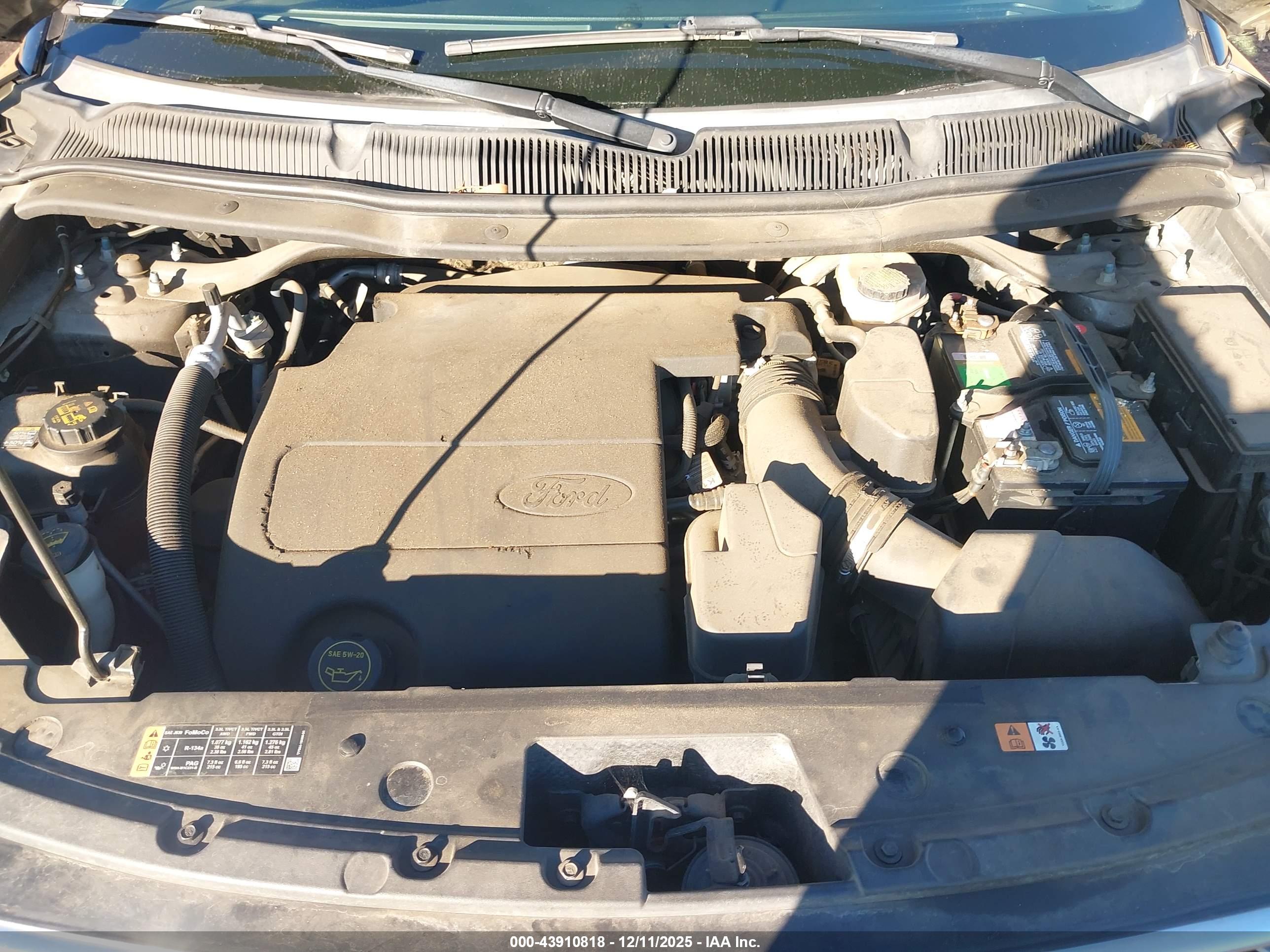FORD EXPLORER image 10