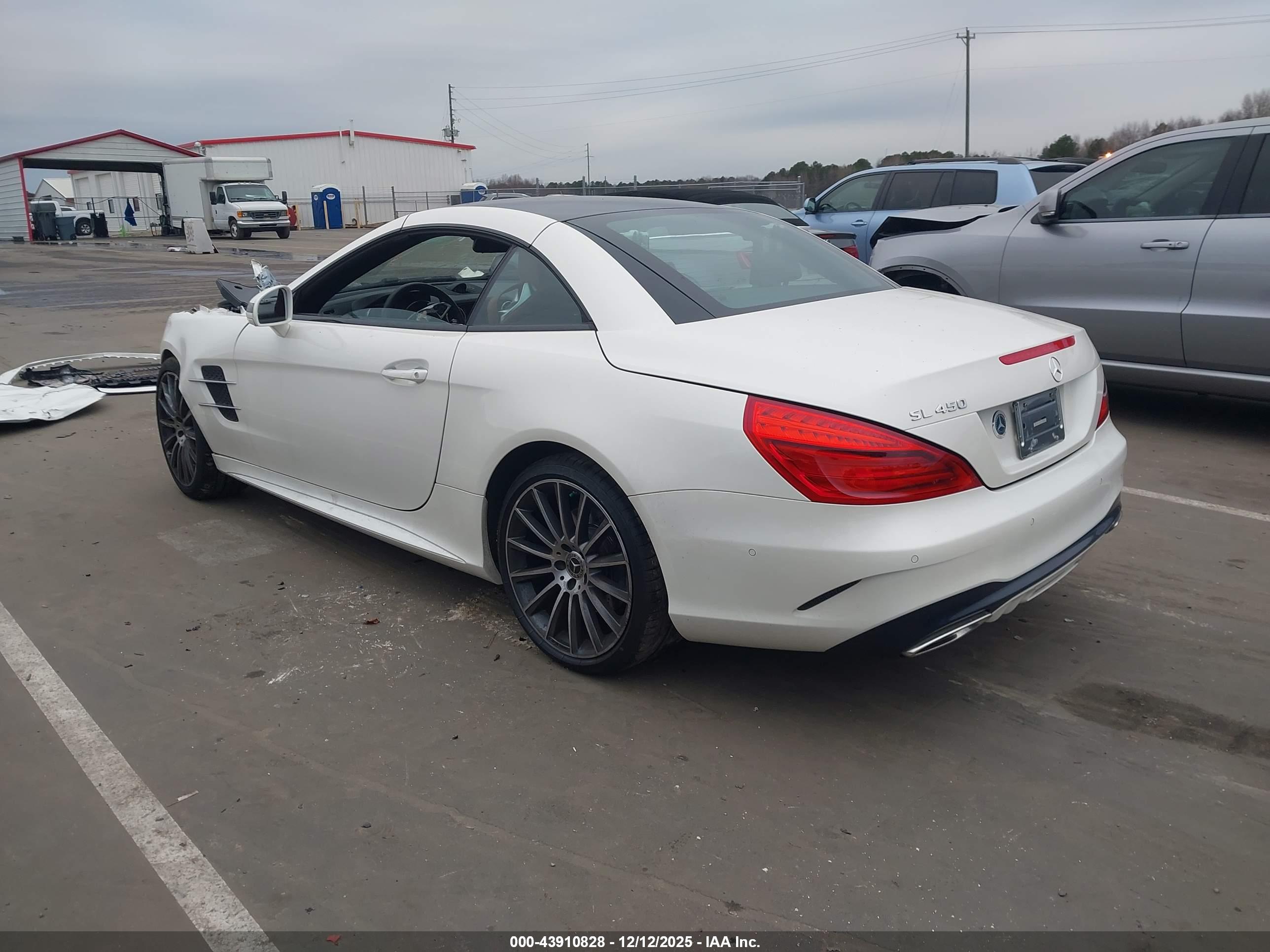 MERCEDES-BENZ SL image 3
