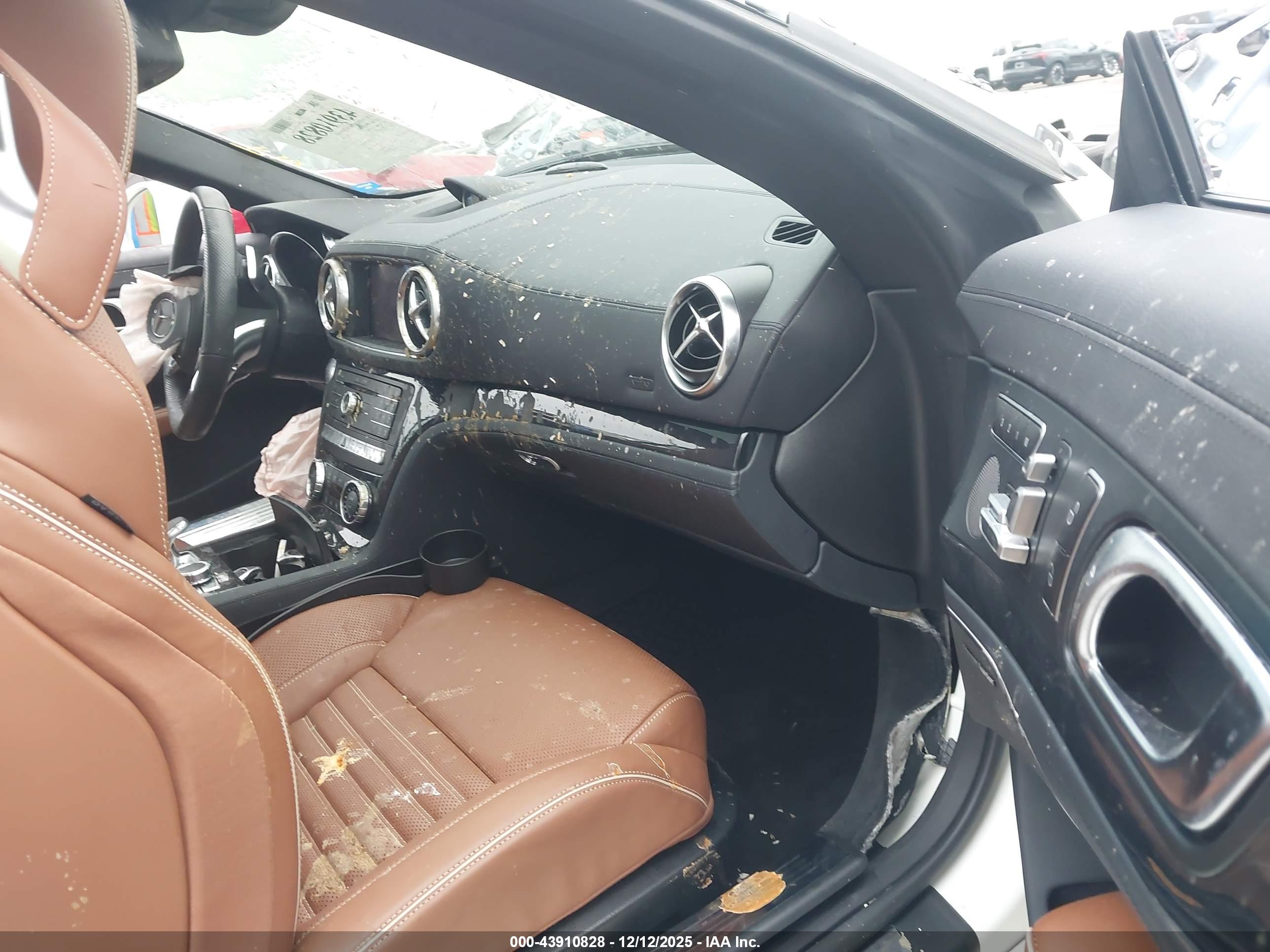 MERCEDES-BENZ SL image 5