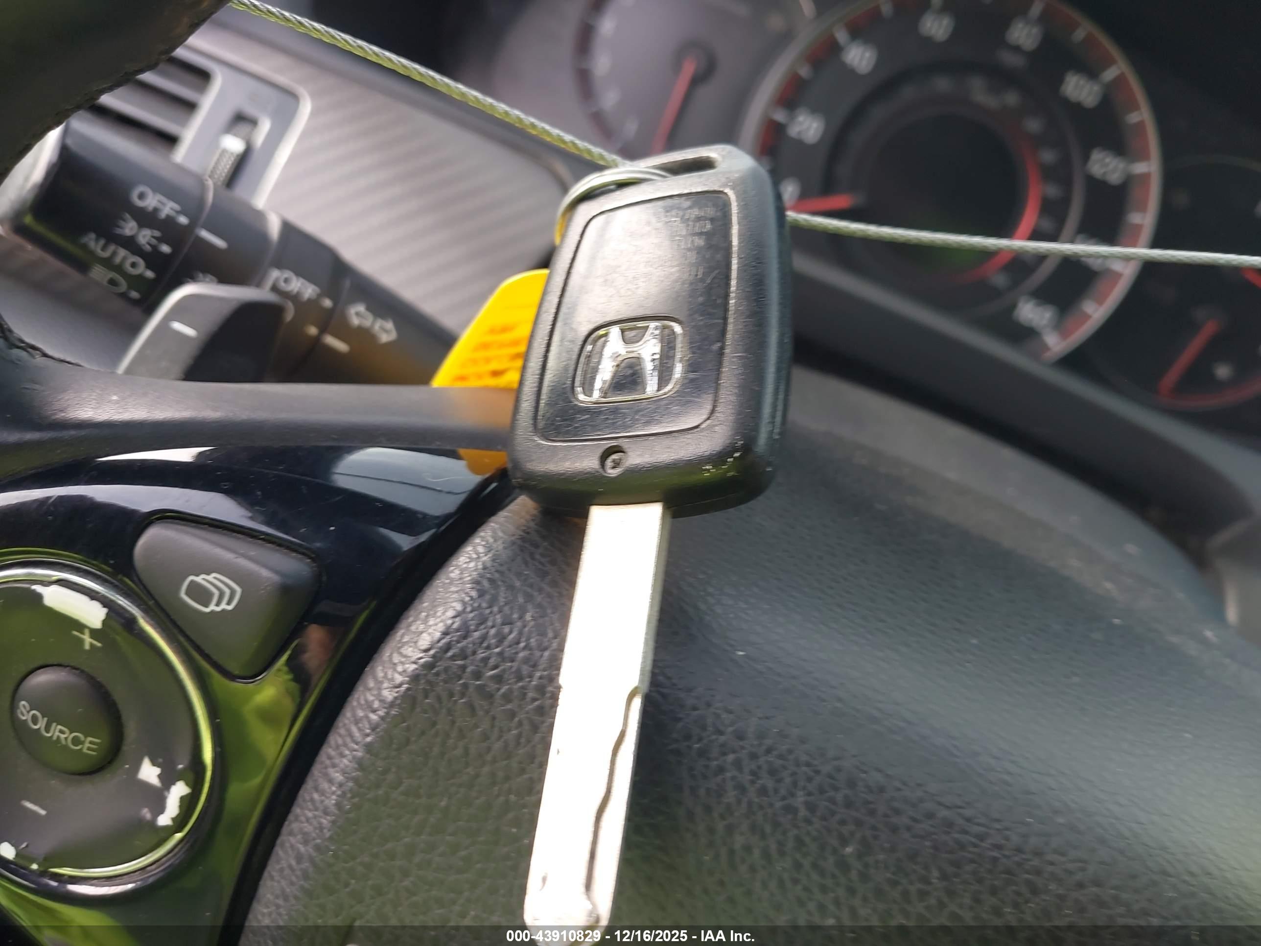 HONDA ACCORD image 11