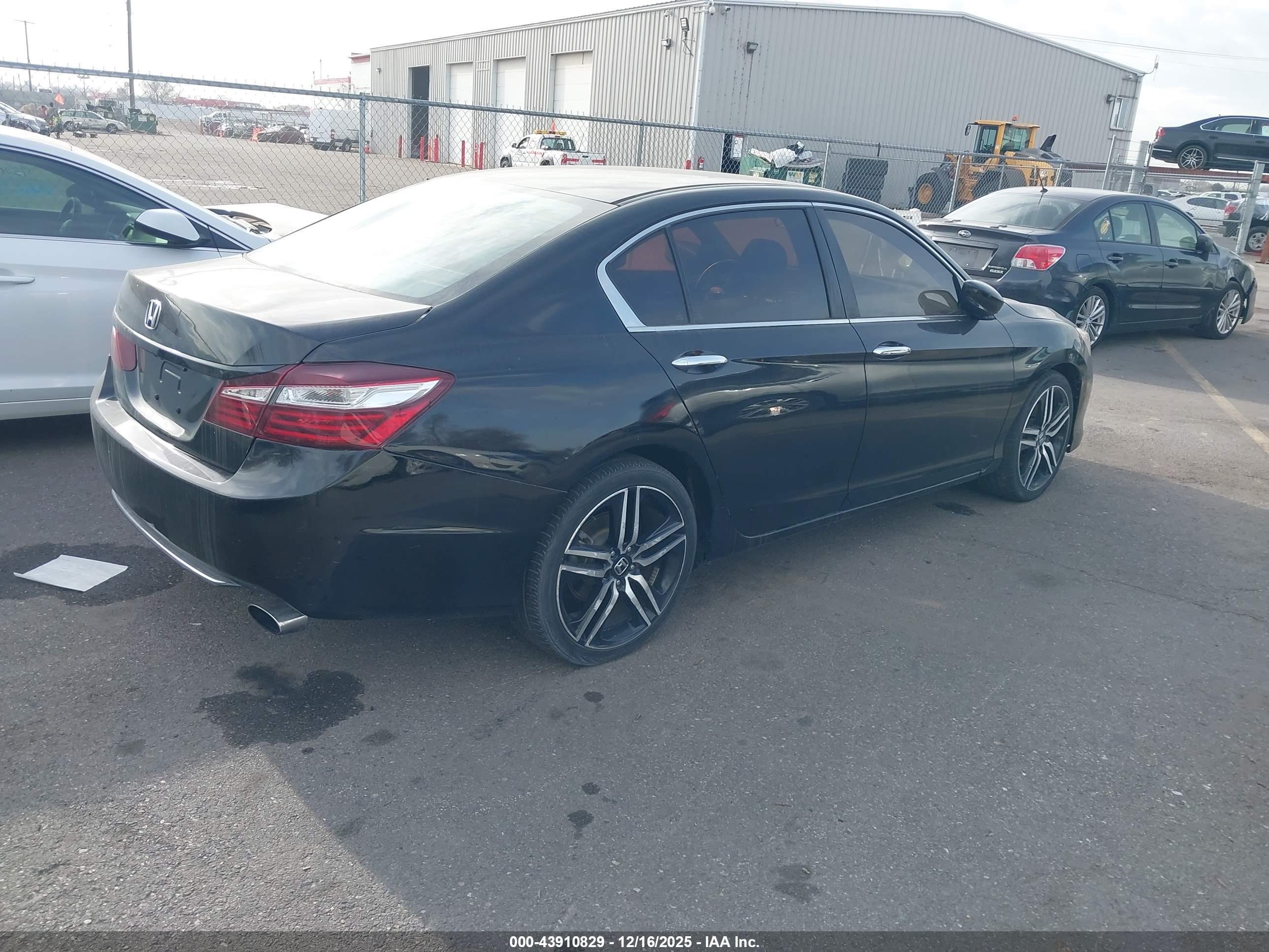 HONDA ACCORD image 4