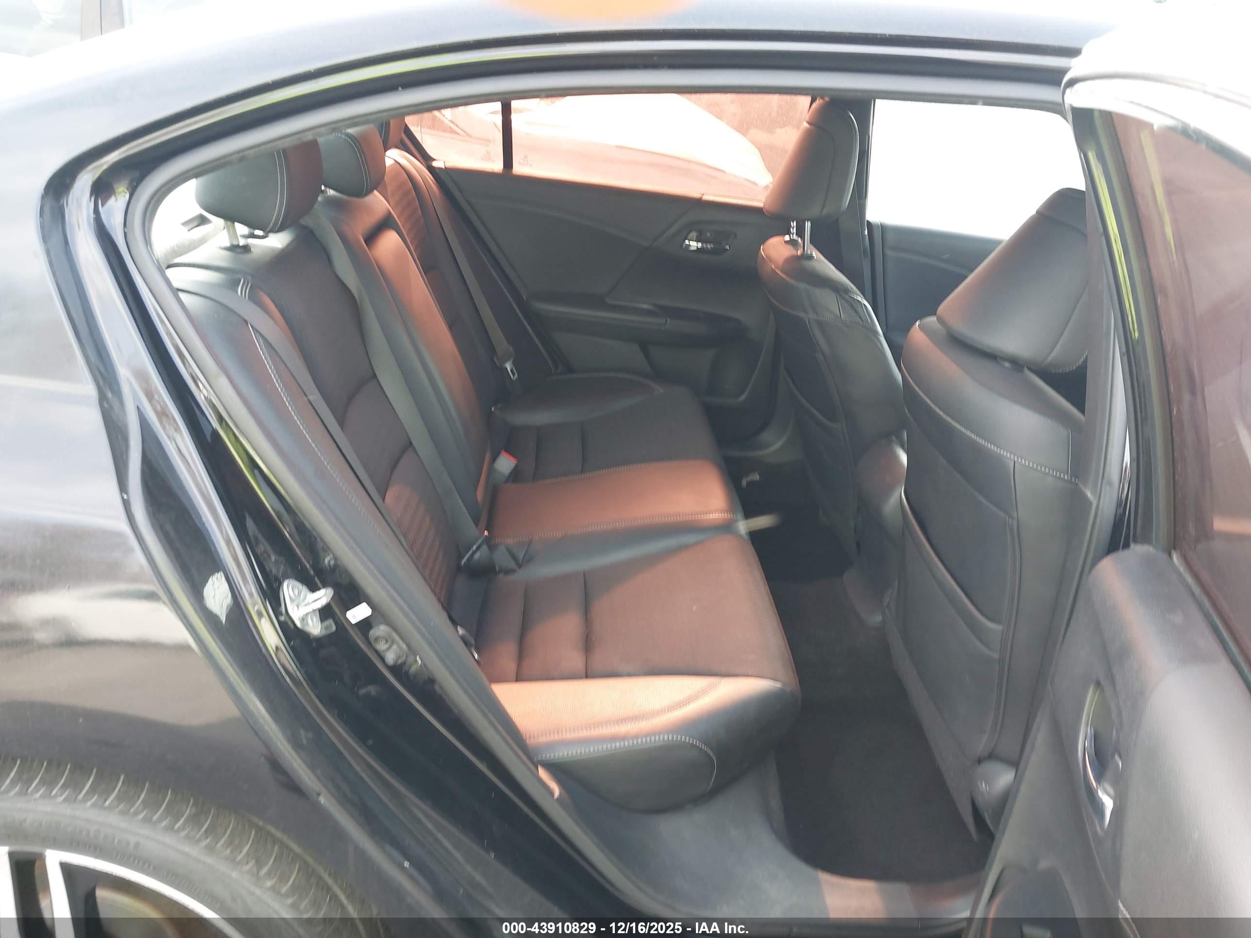 HONDA ACCORD image 8