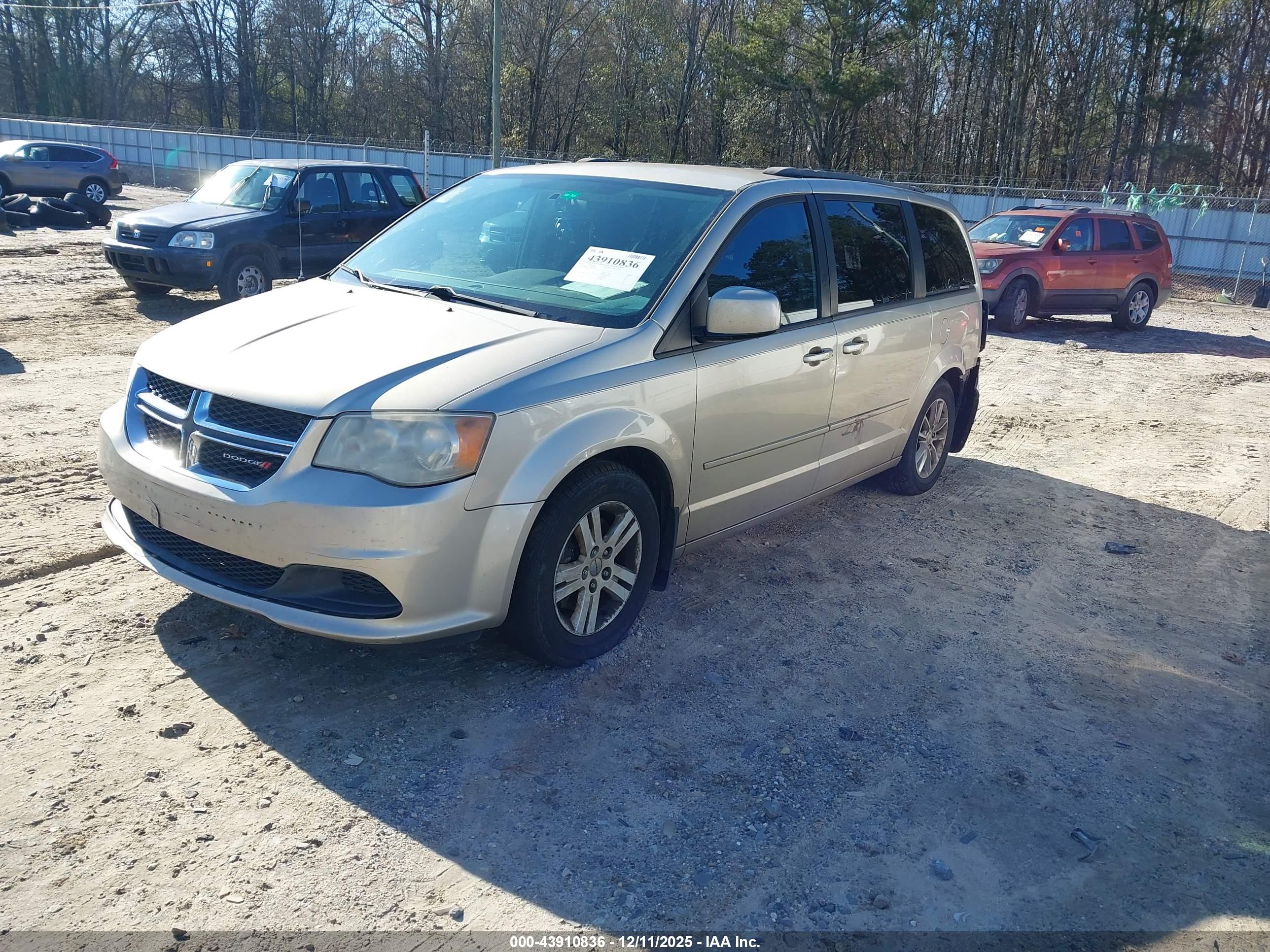 DODGE GRAND image 2