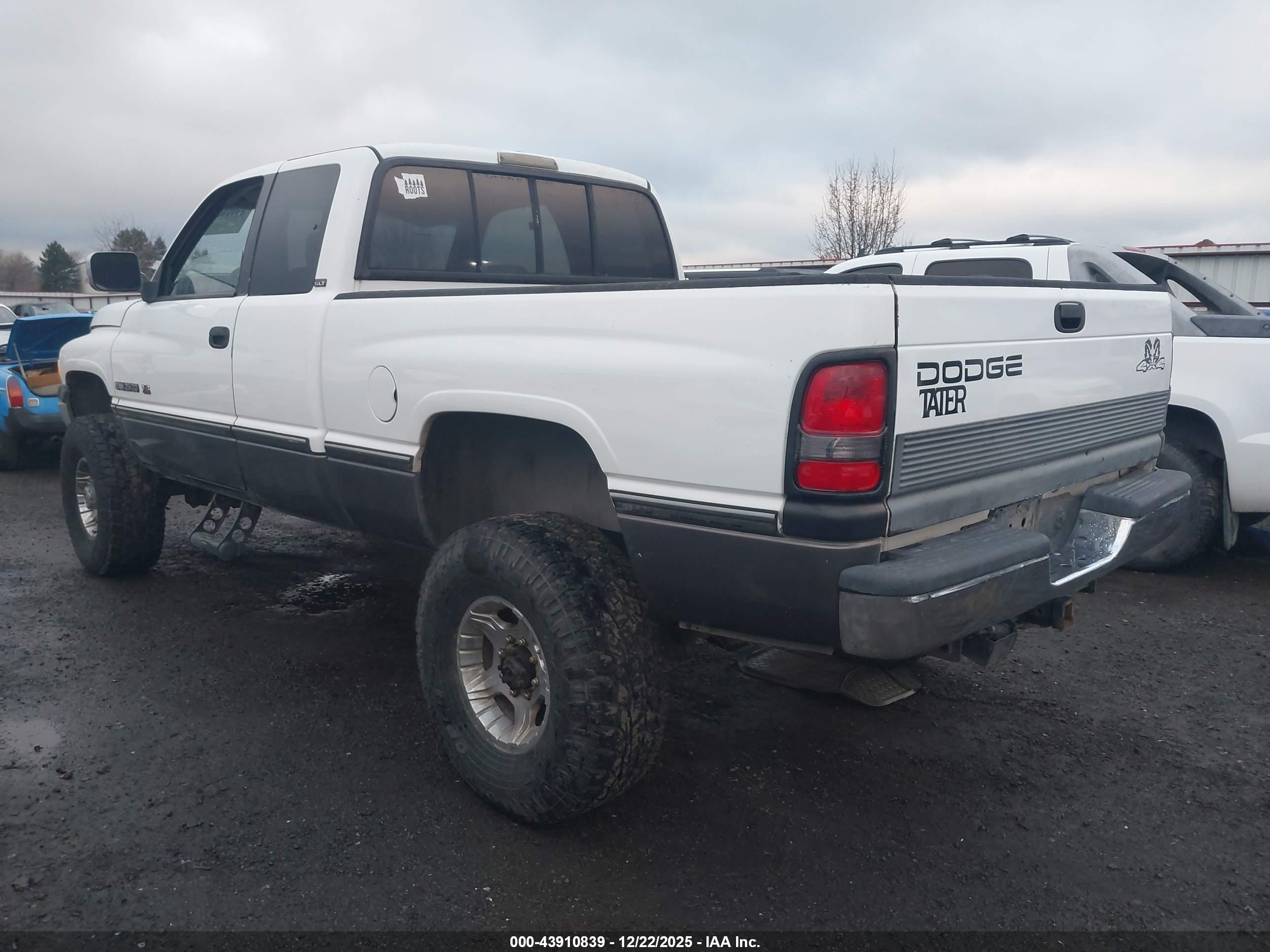 DODGE RAM image 3