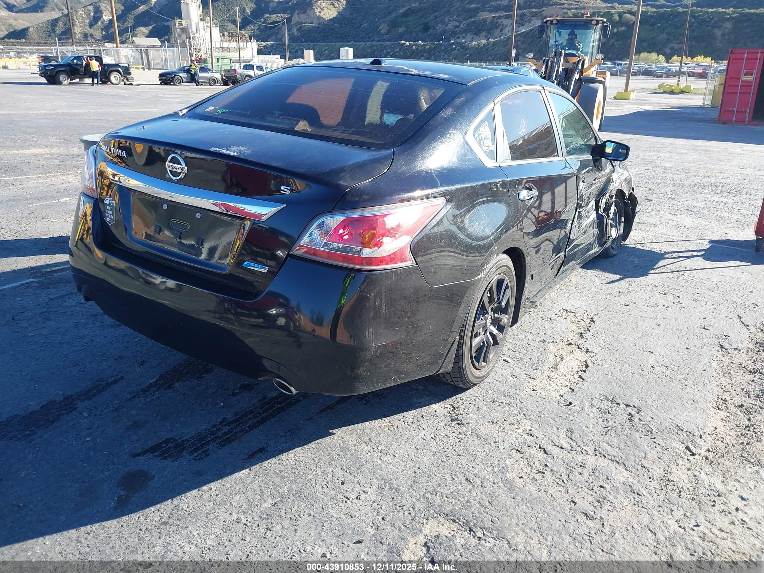 NISSAN ALTIMA image 4