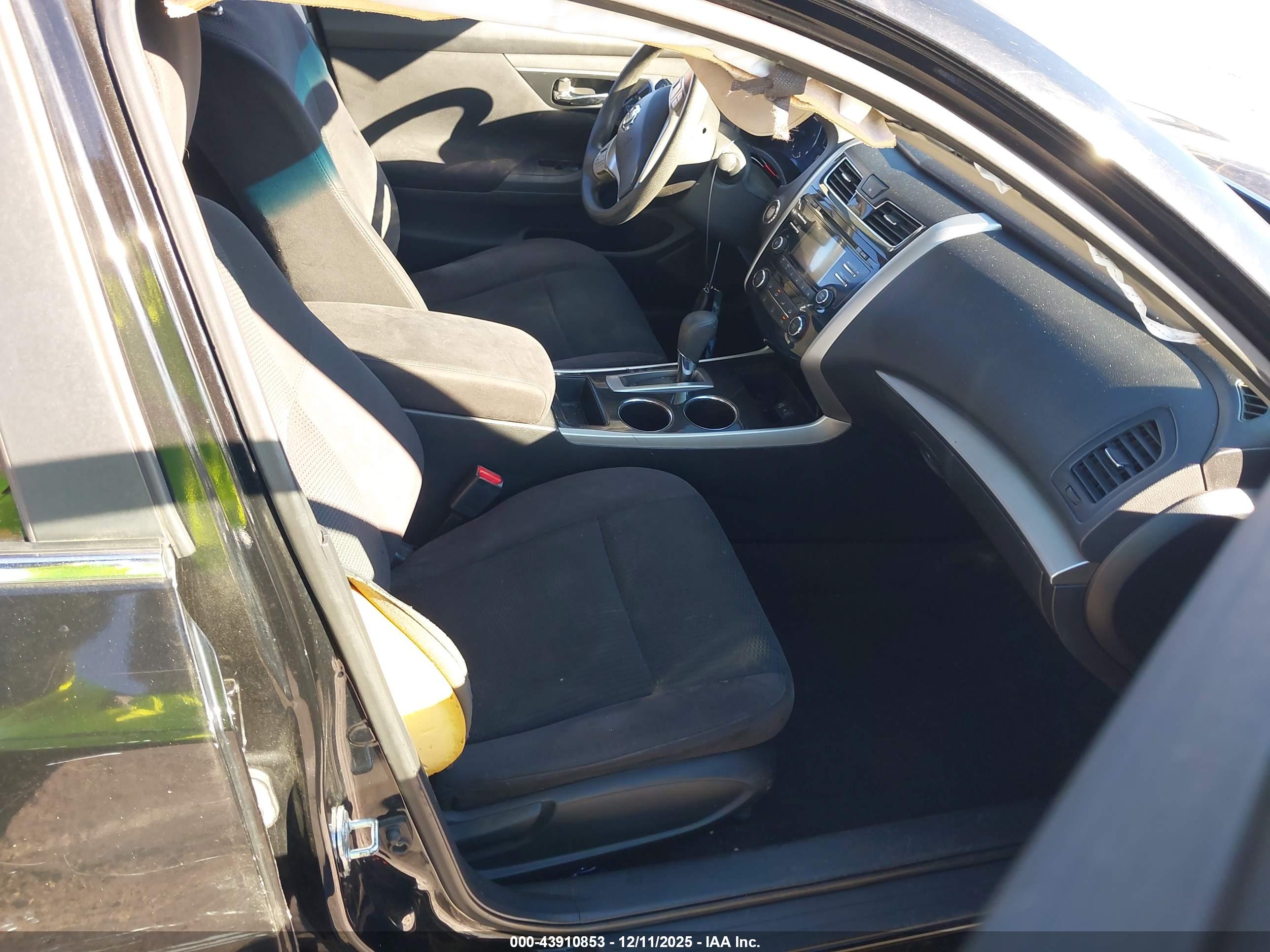 NISSAN ALTIMA image 5