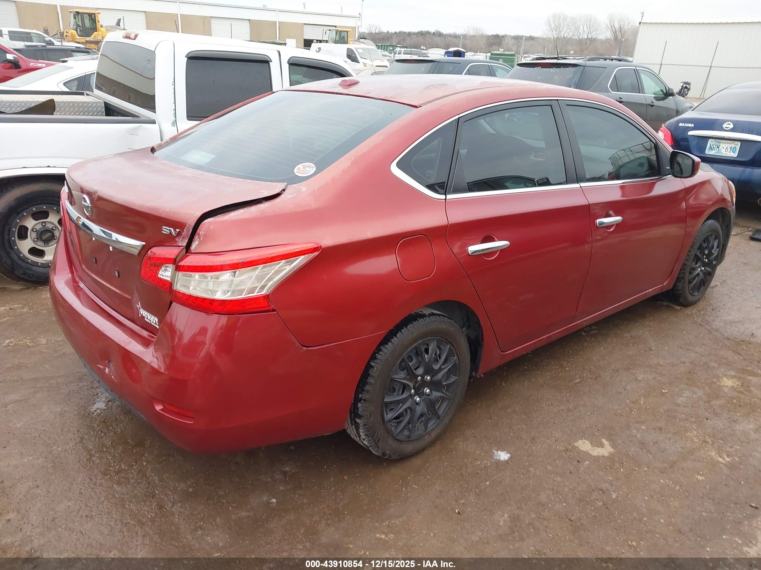 NISSAN SENTRA image 4