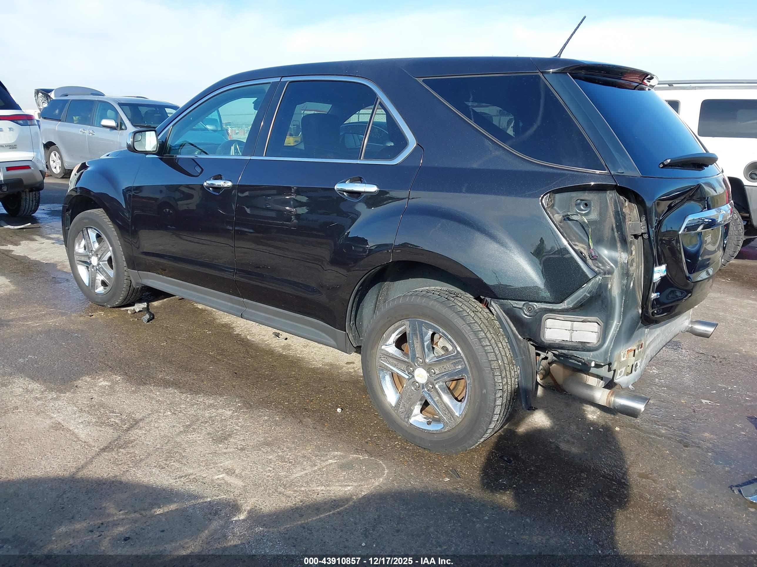 CHEVROLET EQUINOX image 3