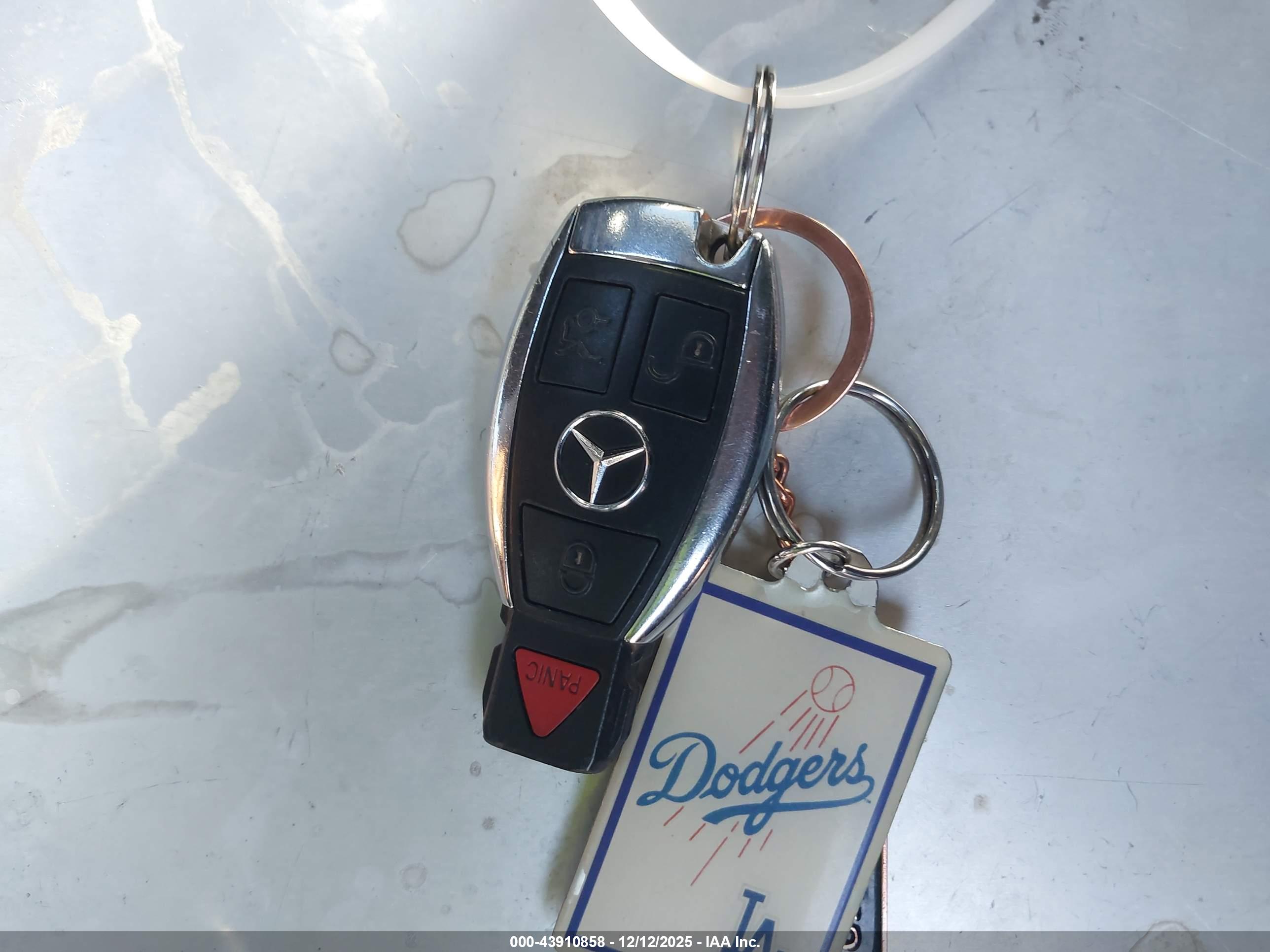 MERCEDES-BENZ S image 11