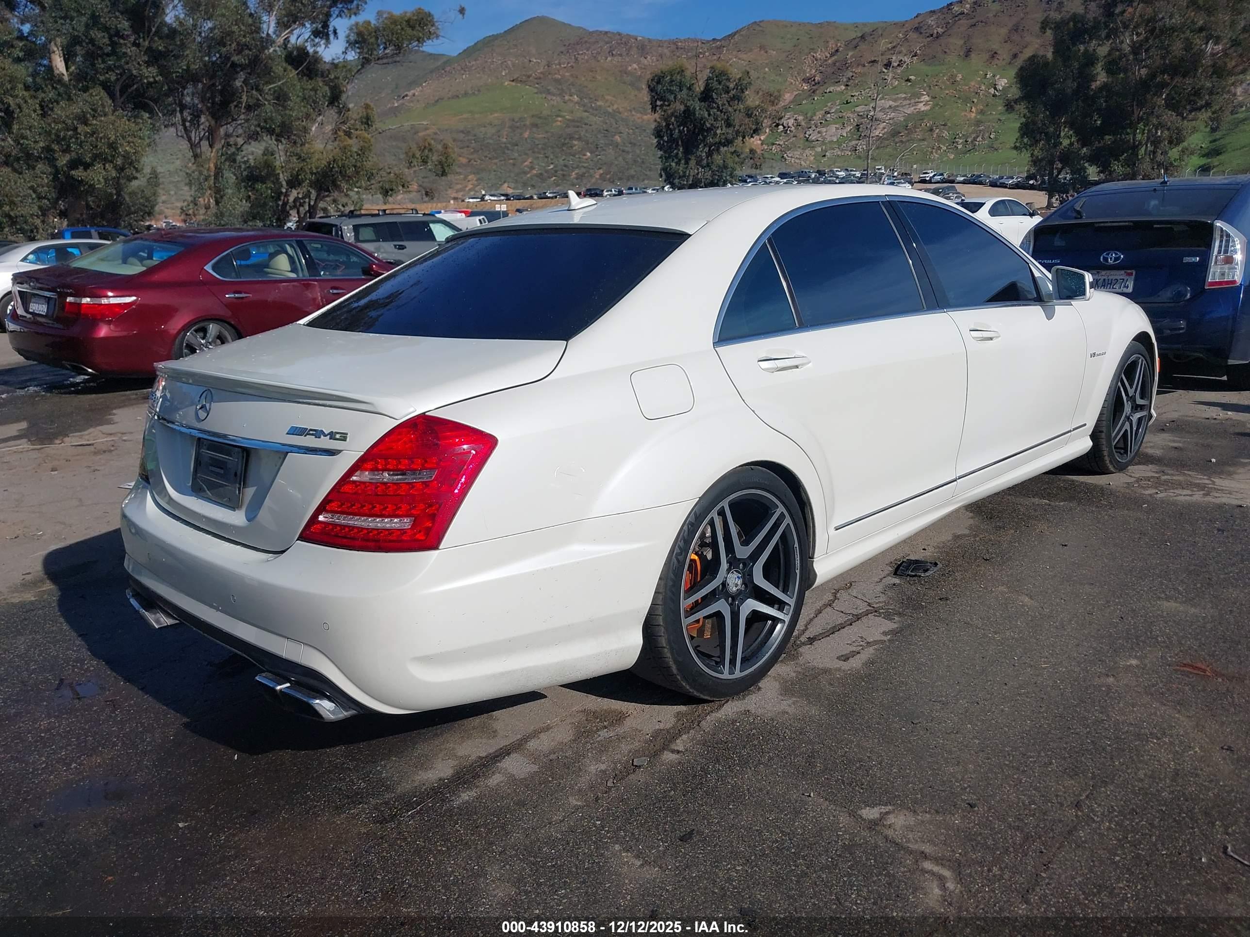 MERCEDES-BENZ S image 4