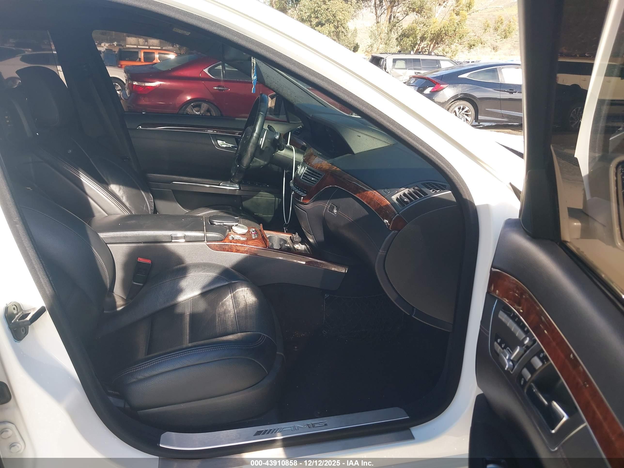 MERCEDES-BENZ S image 5