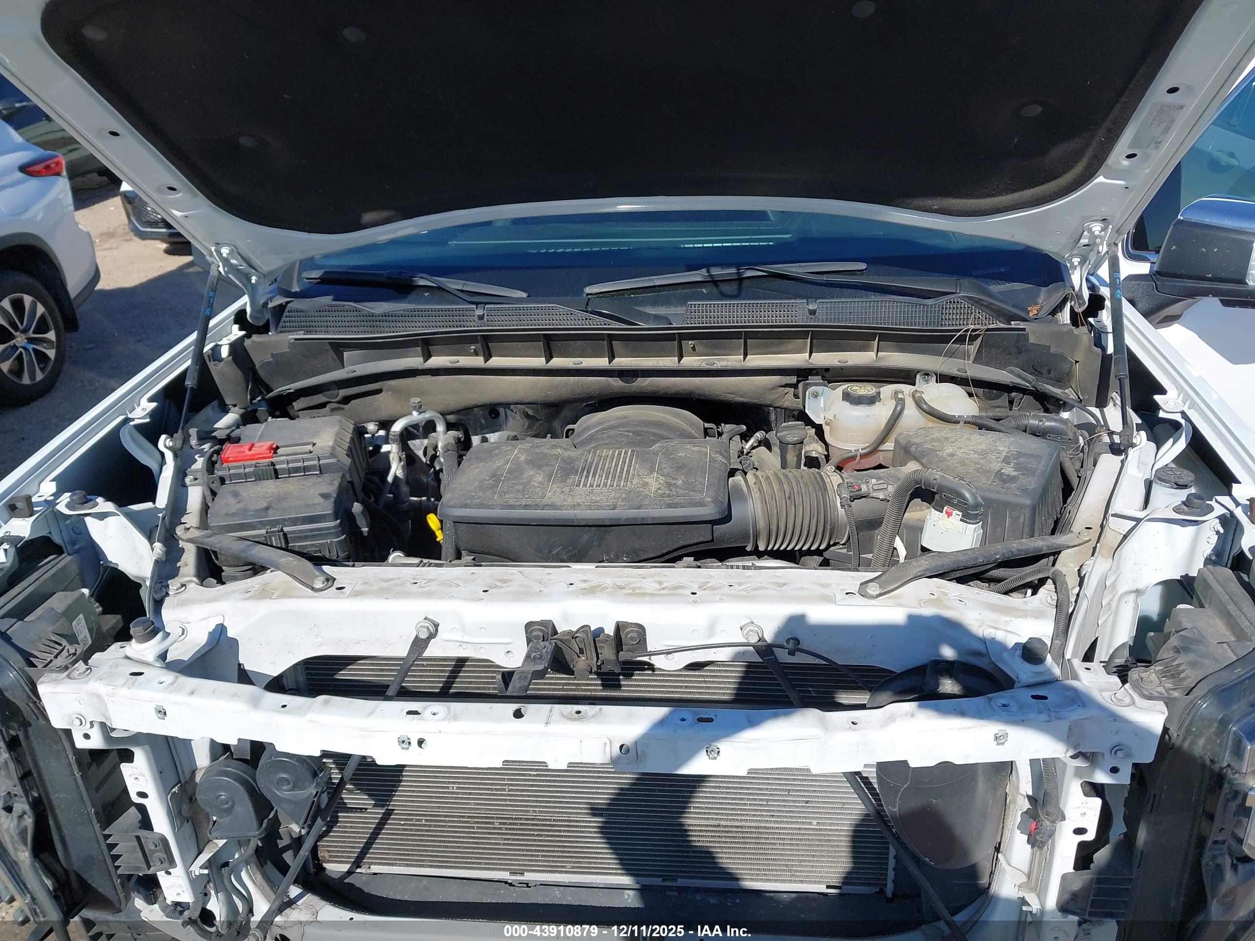 GMC SIERRA image 10