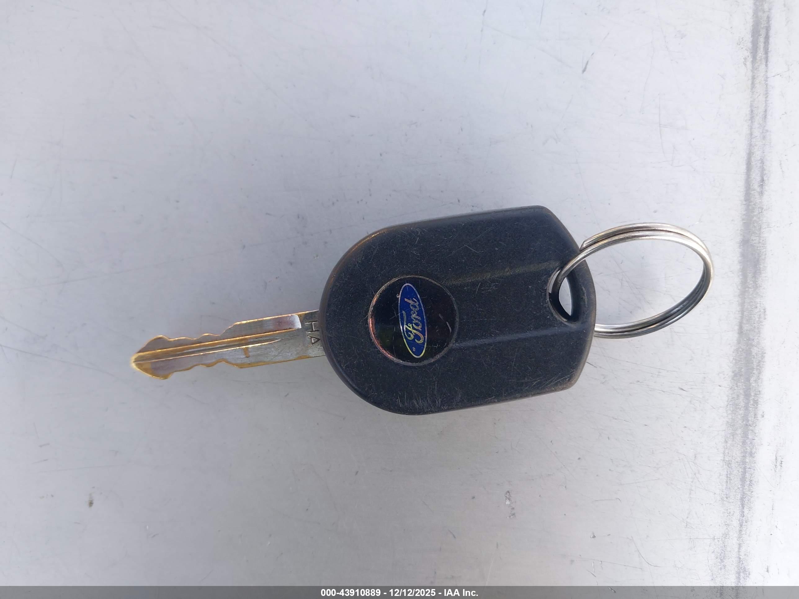 FORD FLEX image 11