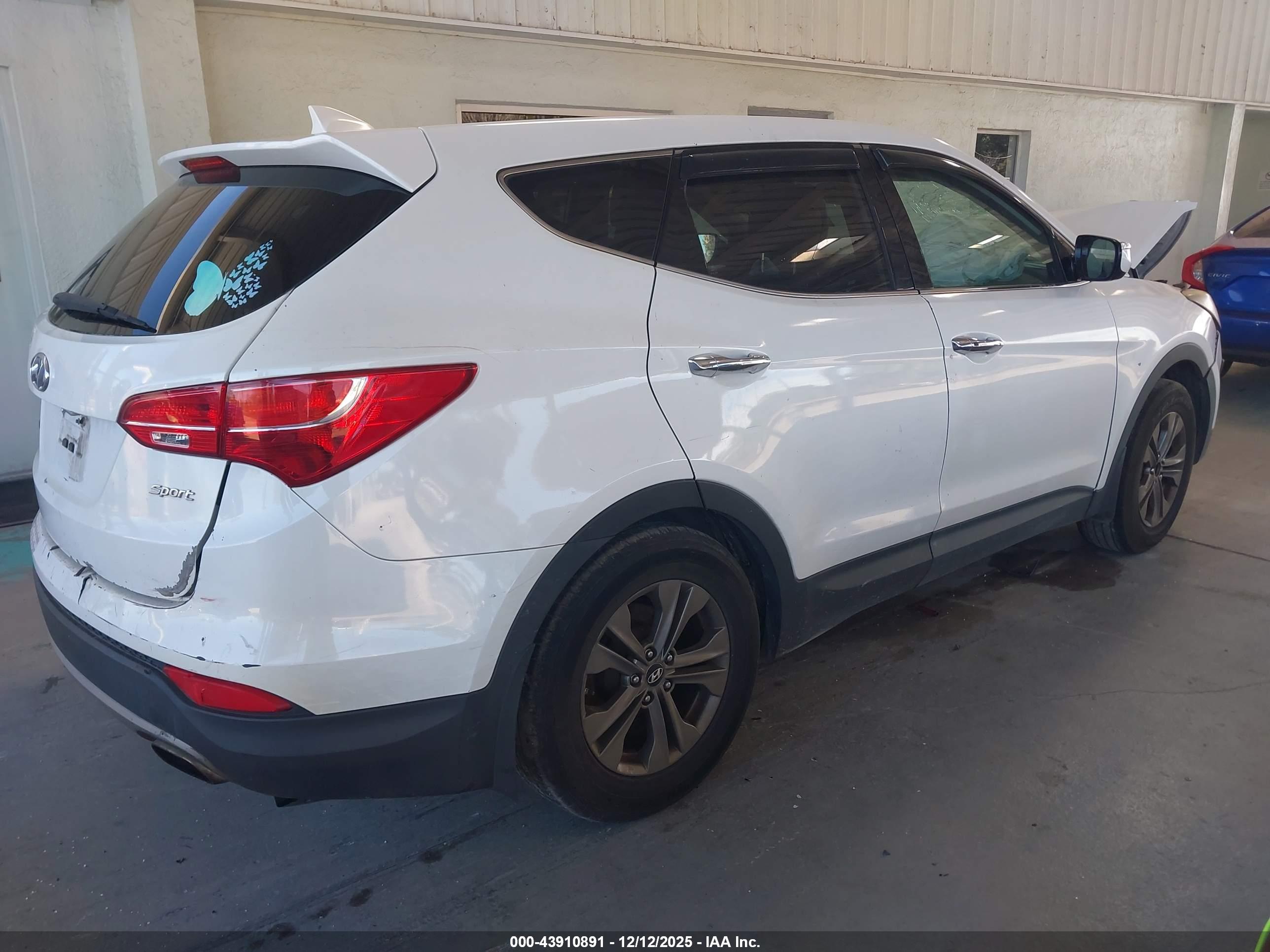 HYUNDAI SANTA image 4