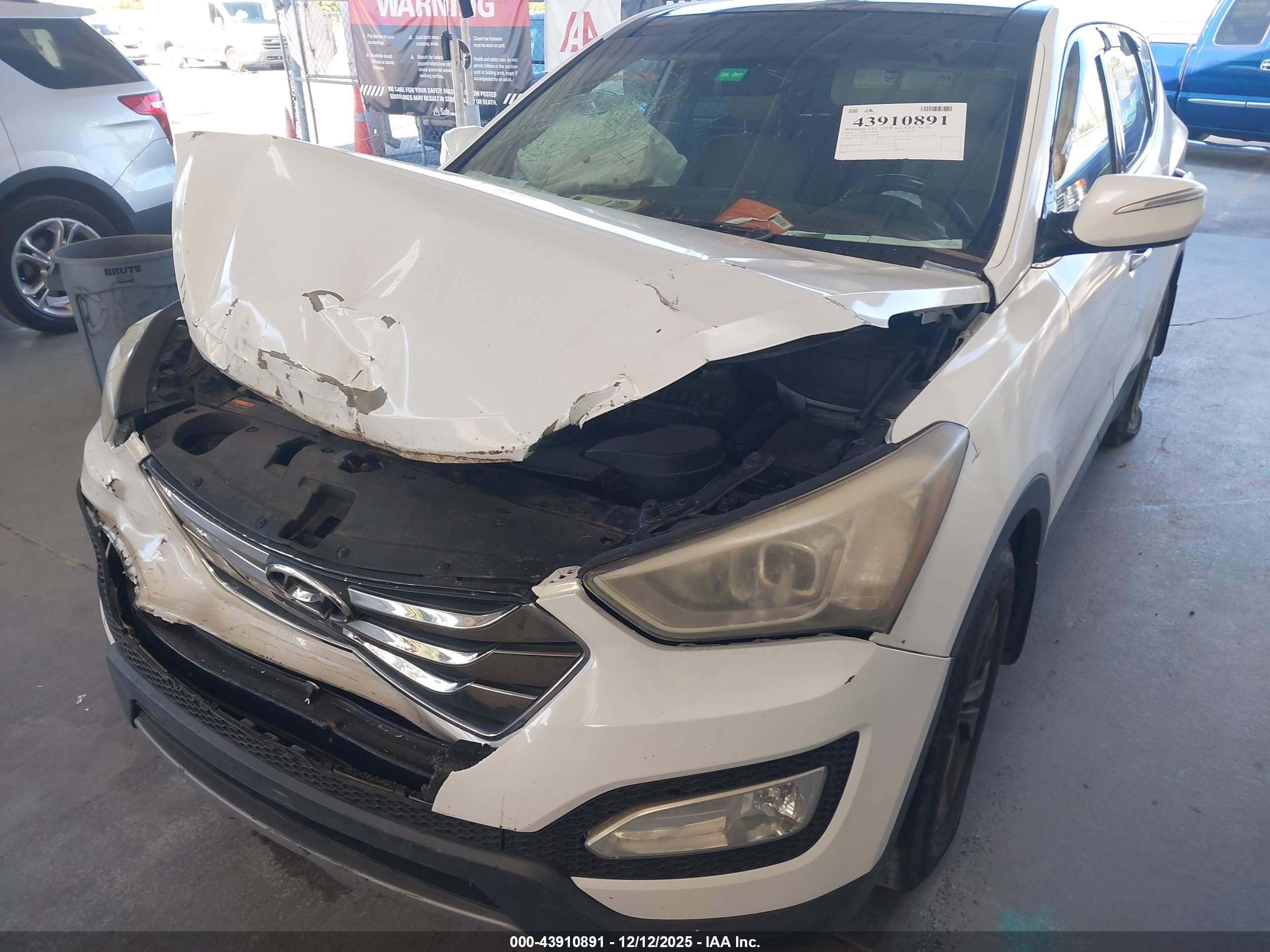 HYUNDAI SANTA image 6