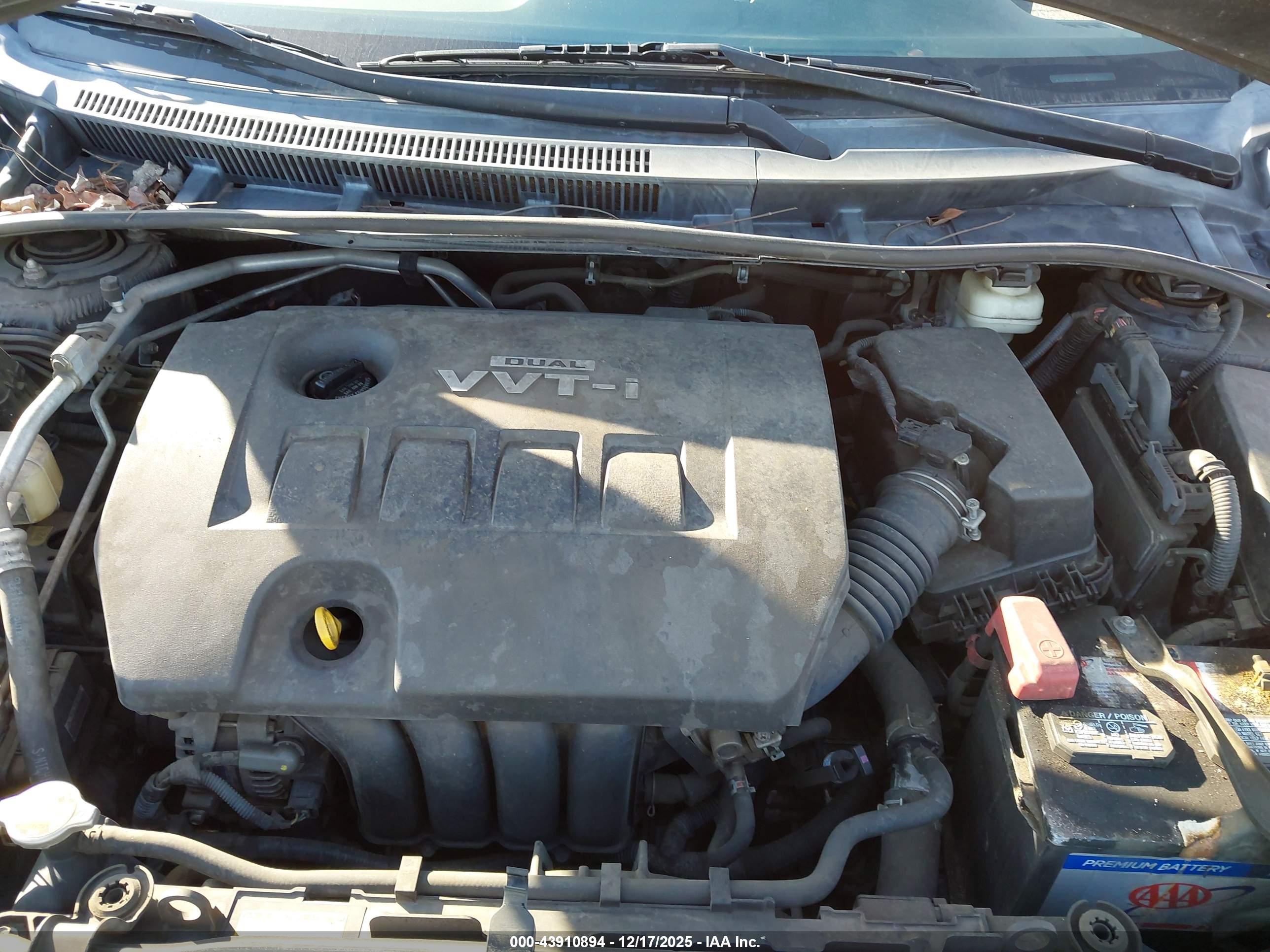 TOYOTA COROLLA image 10
