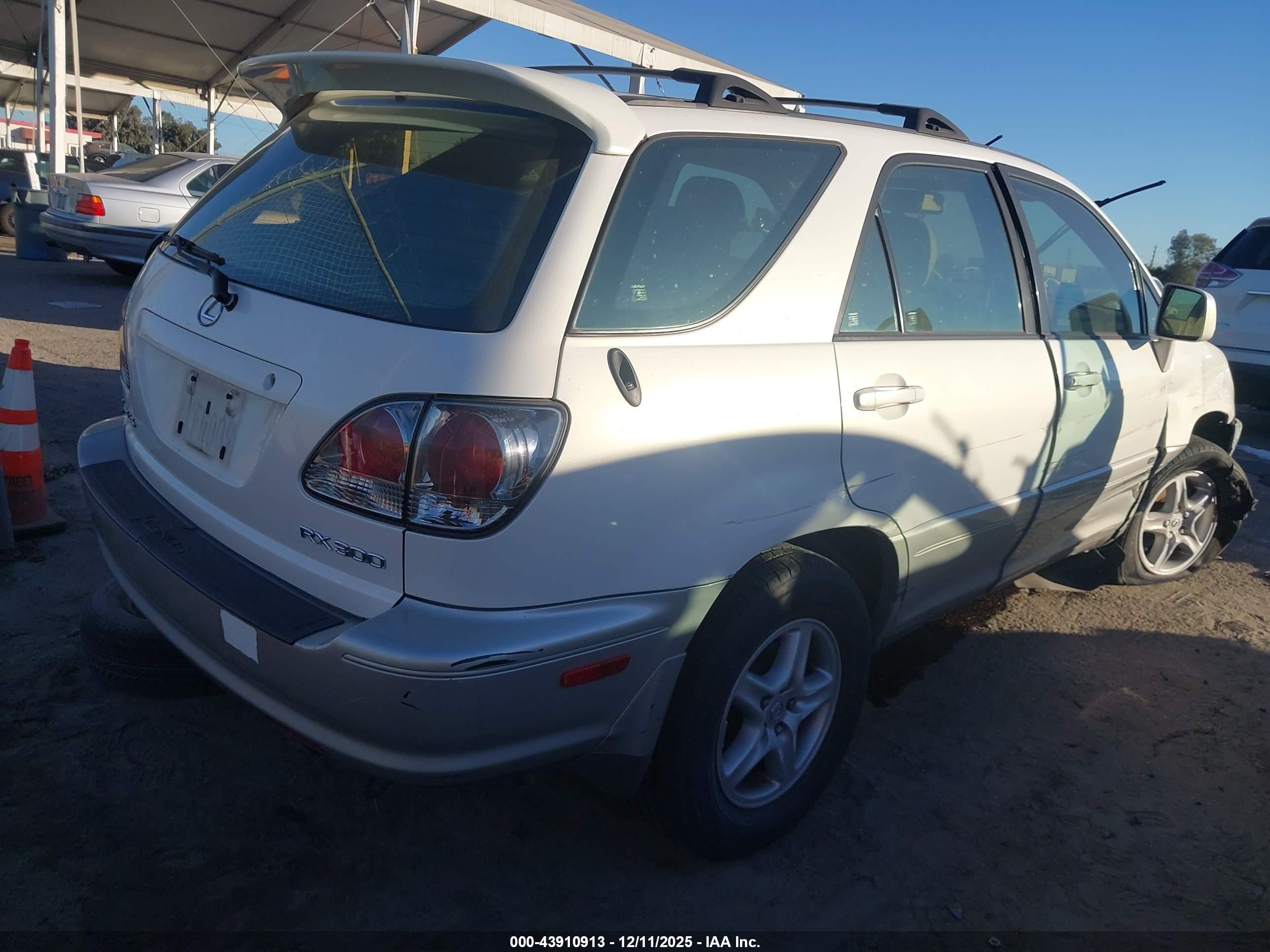 LEXUS RX image 4