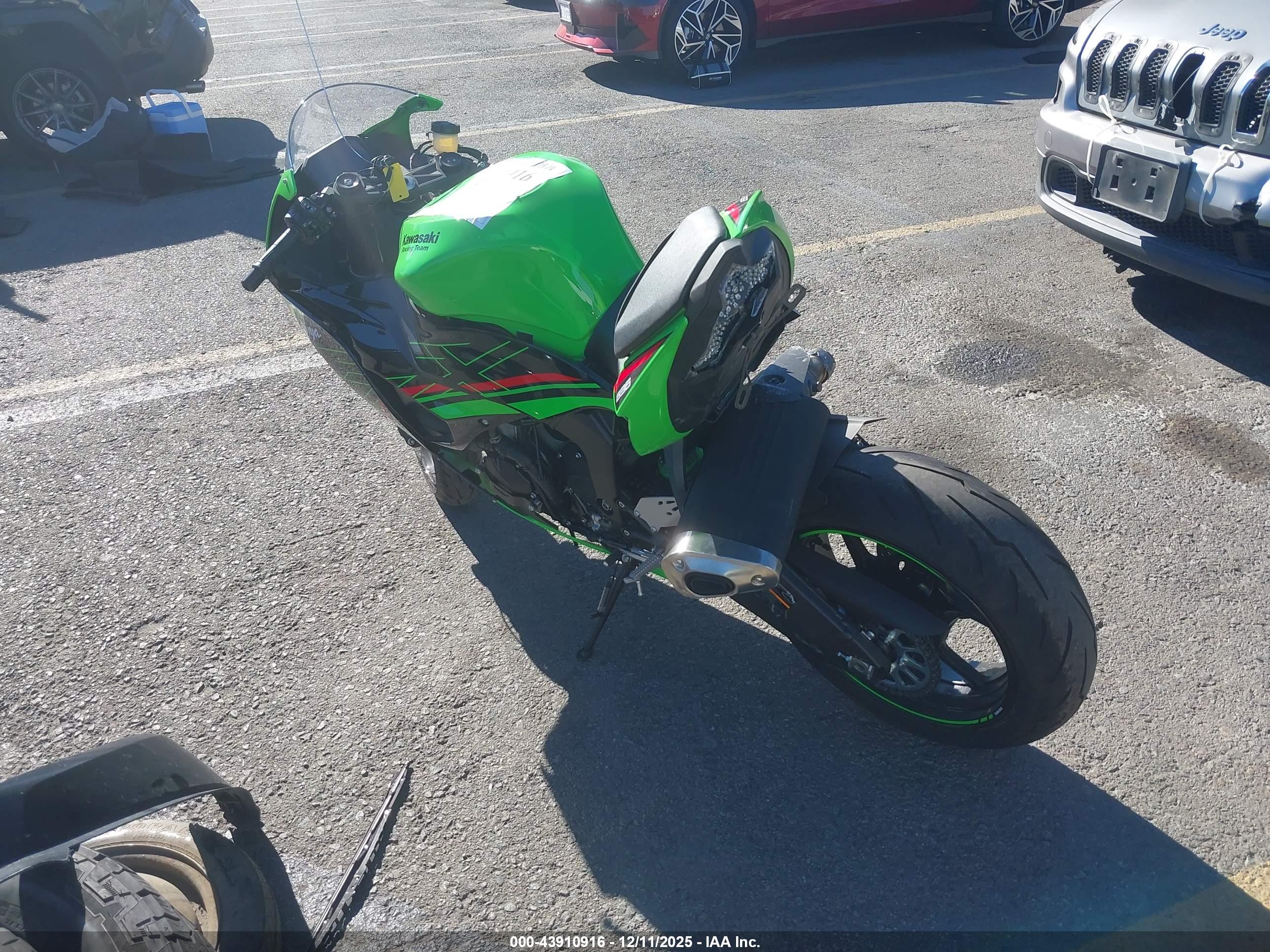 KAWASAKI ZX636 image 3
