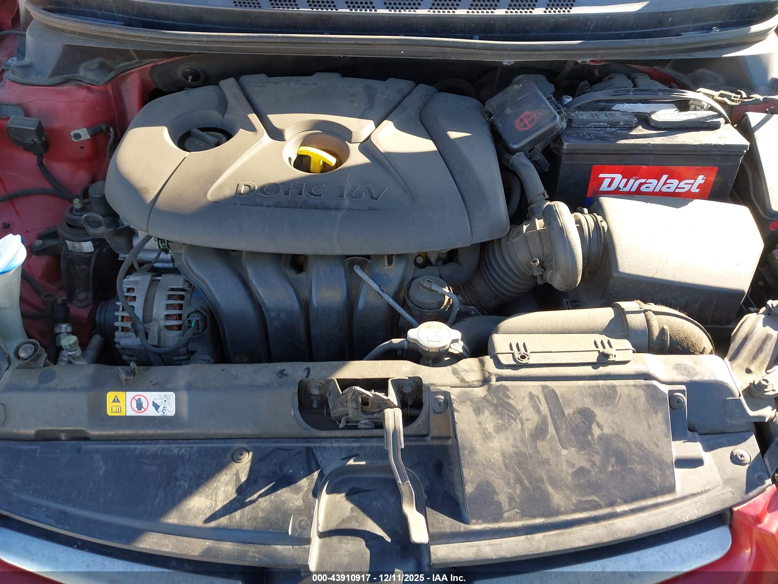 HYUNDAI ELANTRA image 10