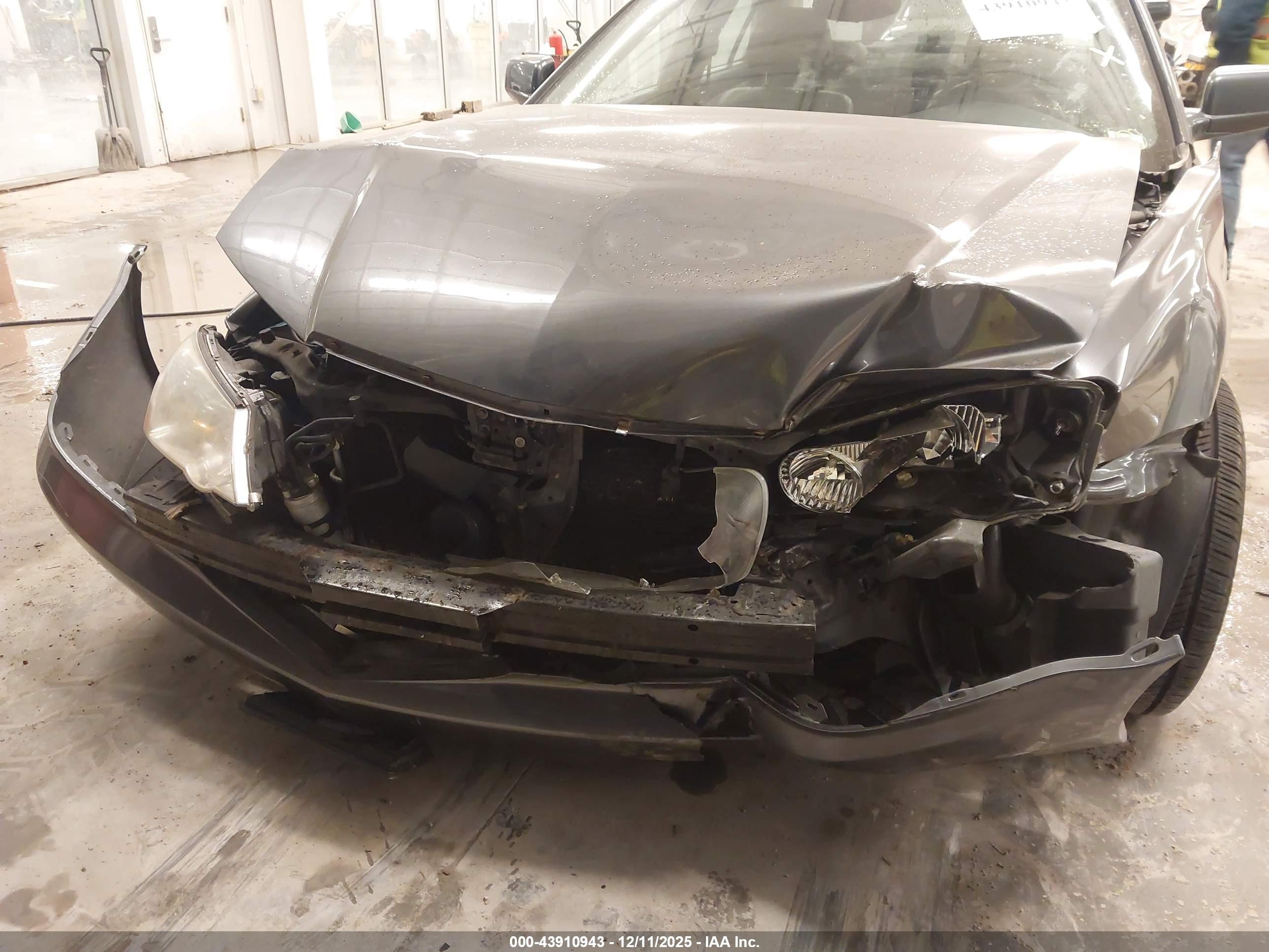ACURA TL image 6