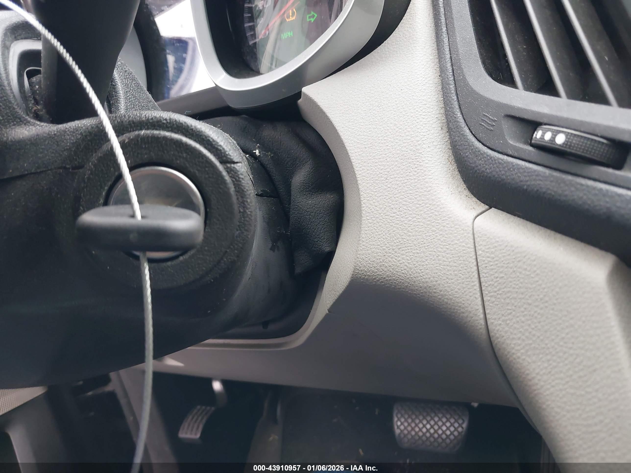 CHEVROLET EQUINOX image 11