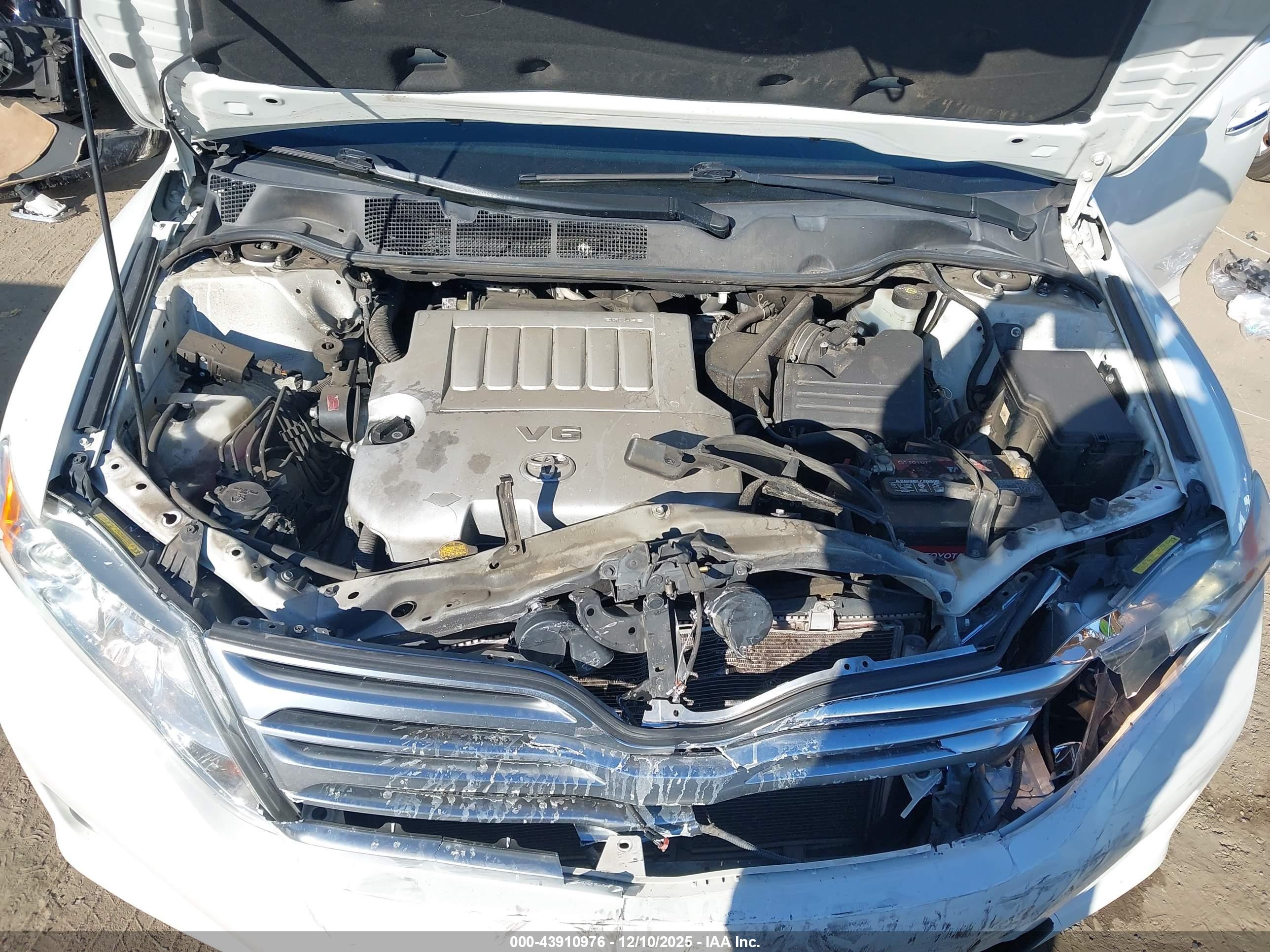 TOYOTA VENZA image 10