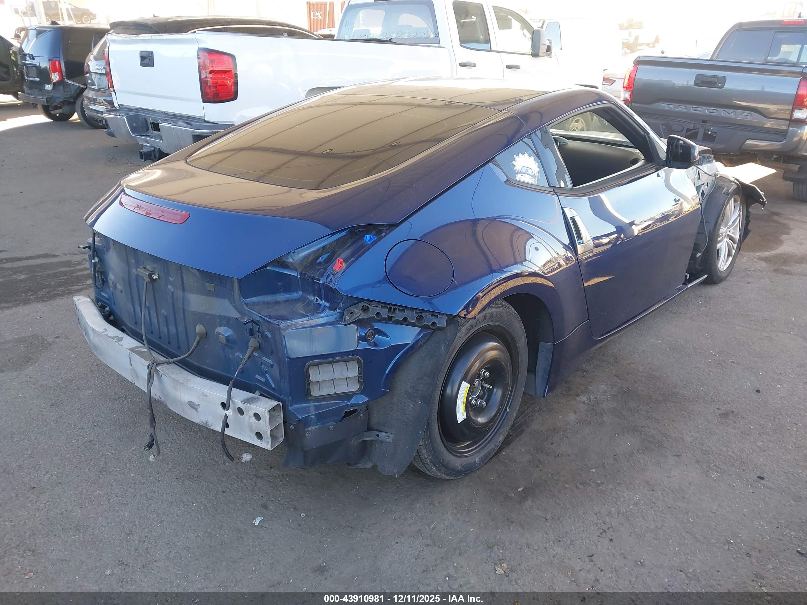 NISSAN 370Z image 4