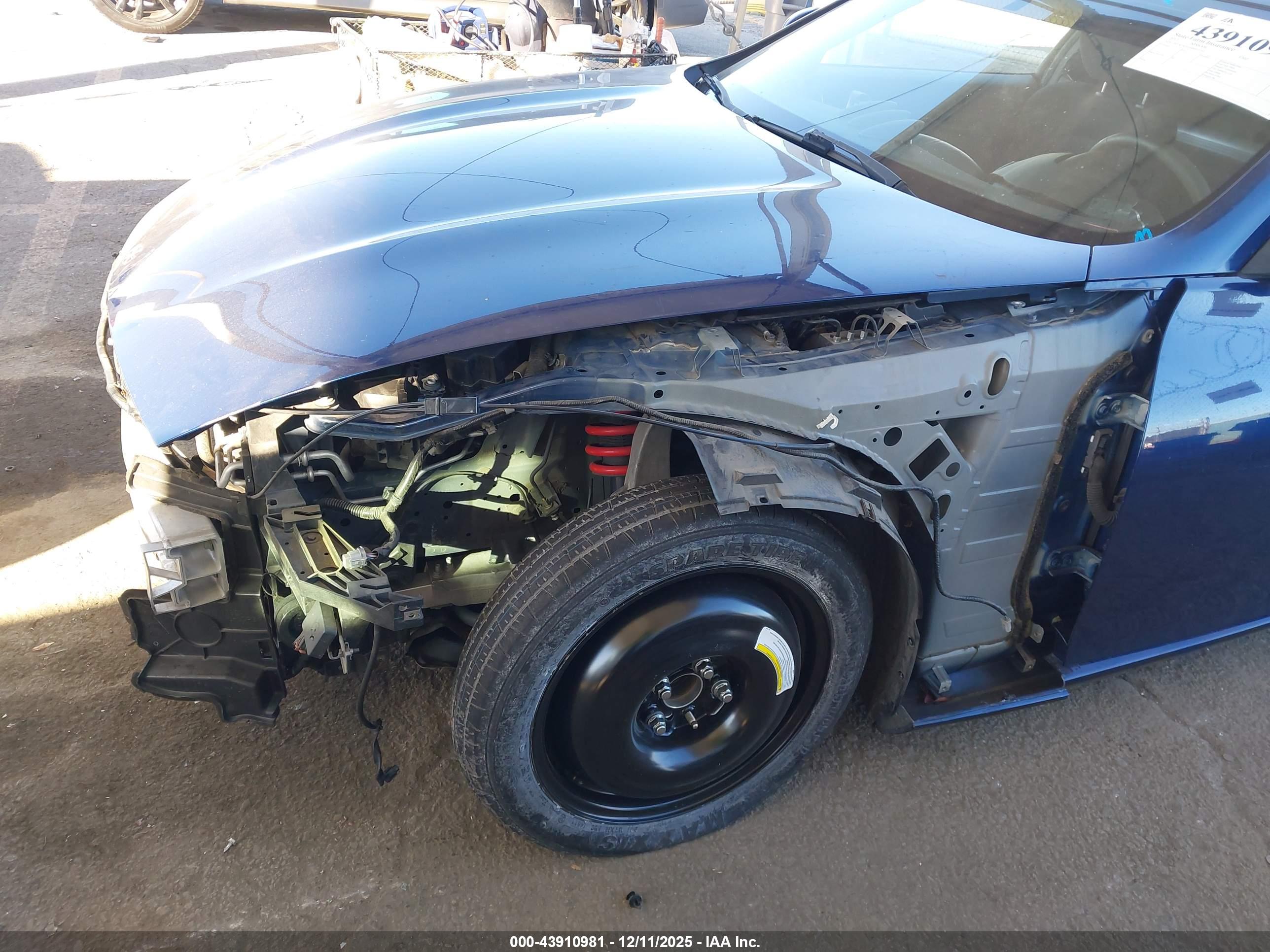 NISSAN 370Z image 6
