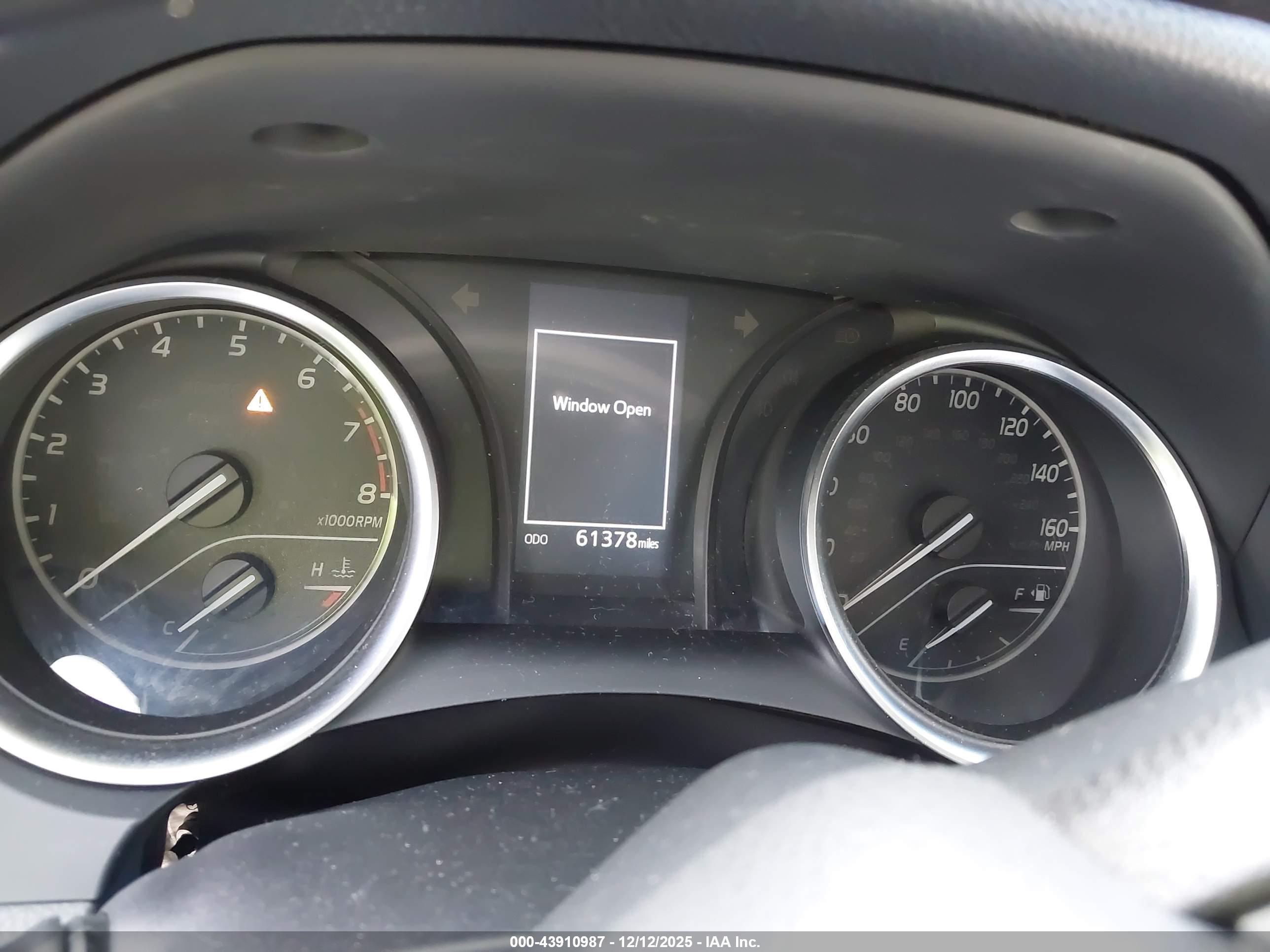 TOYOTA CAMRY image 7