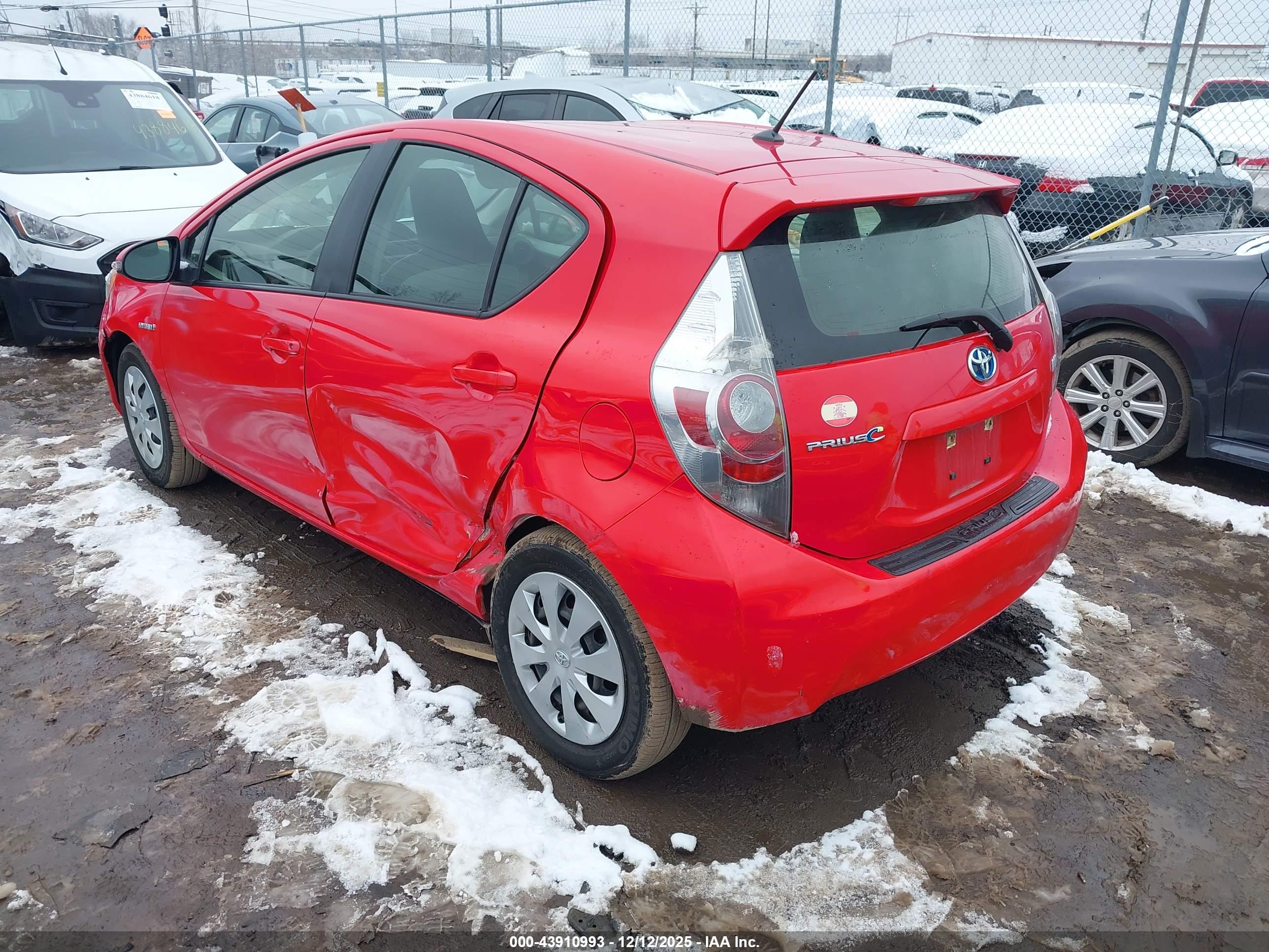 TOYOTA PRIUS image 3