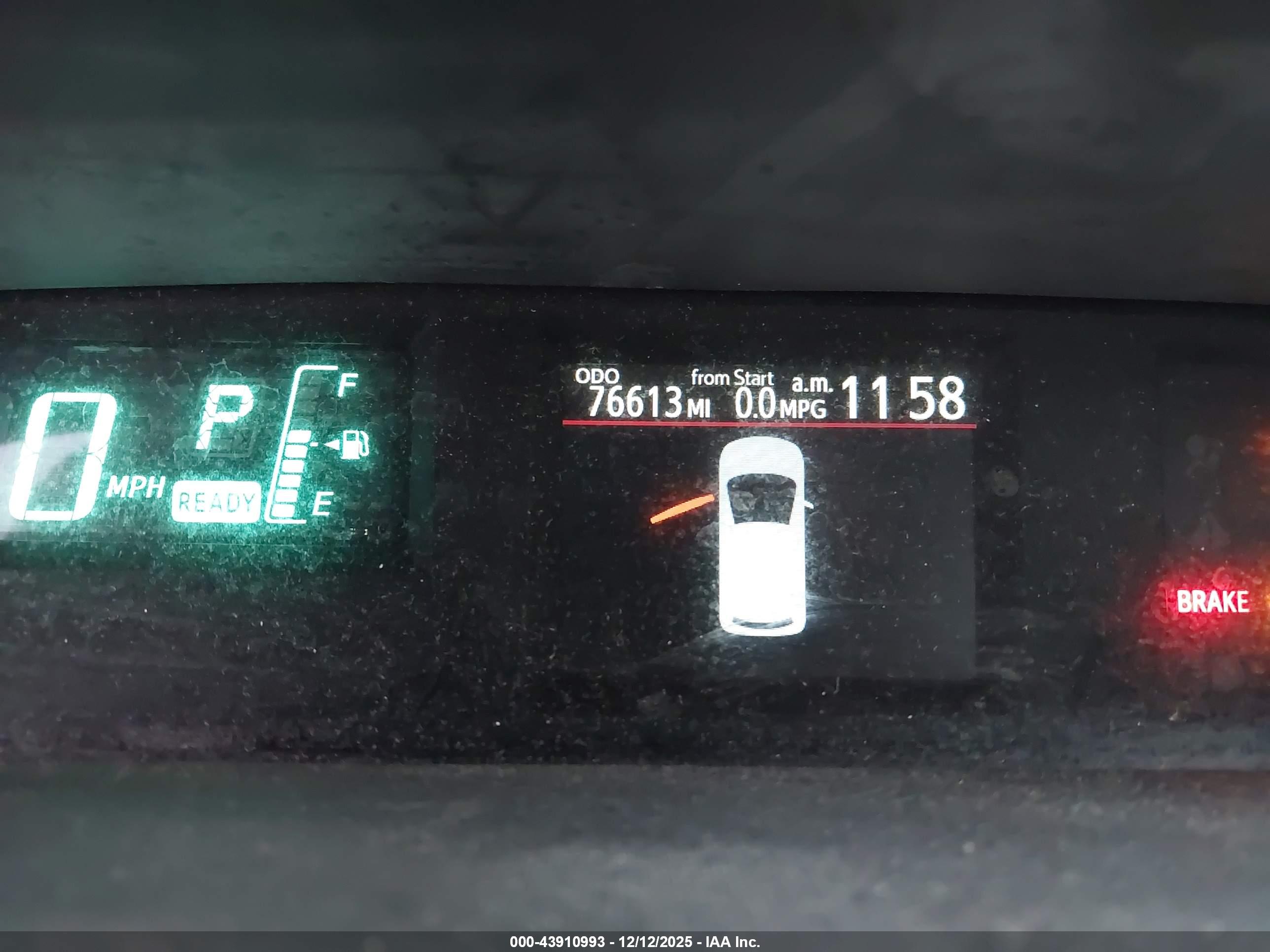 TOYOTA PRIUS image 7