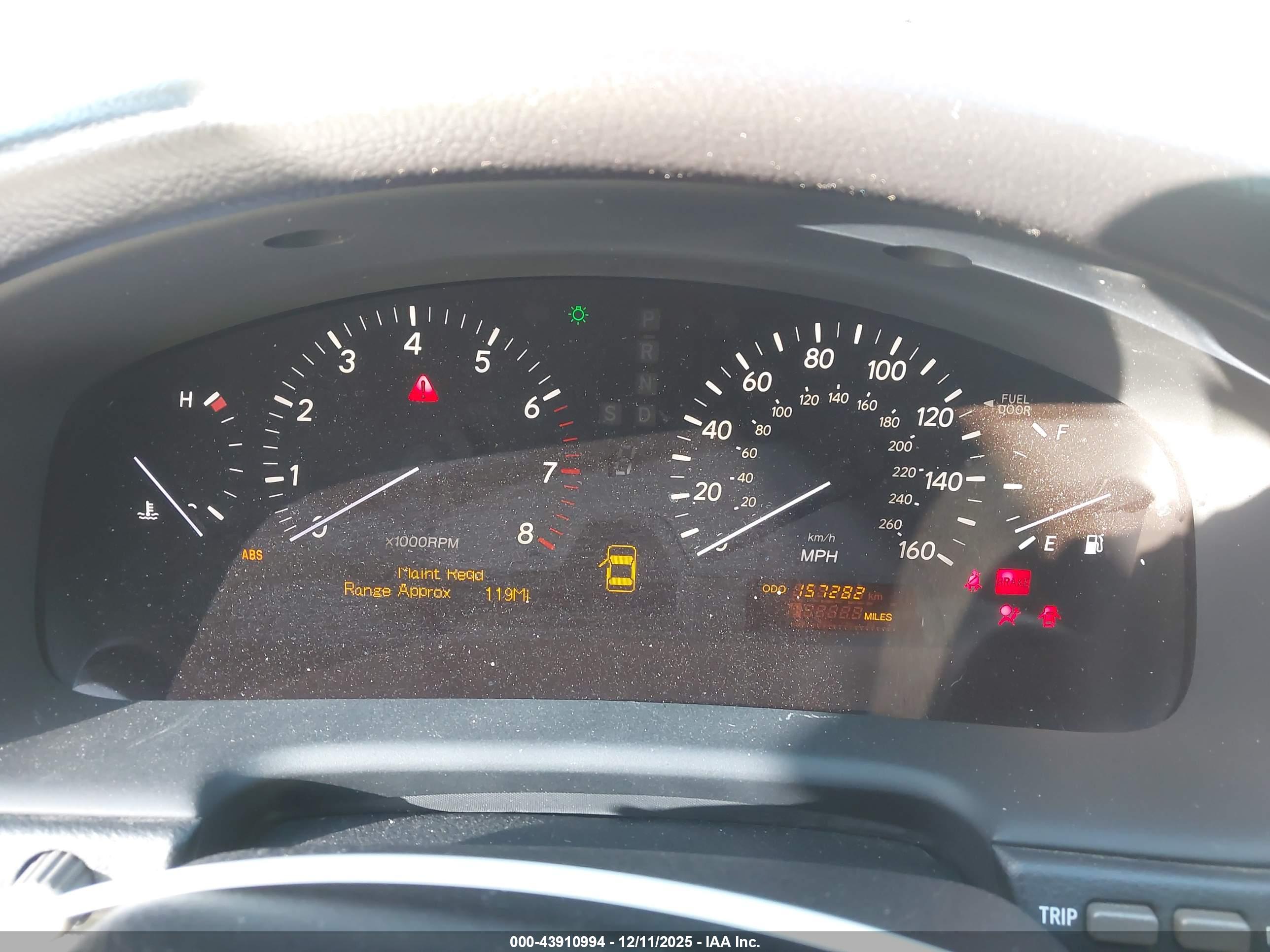LEXUS LS image 7