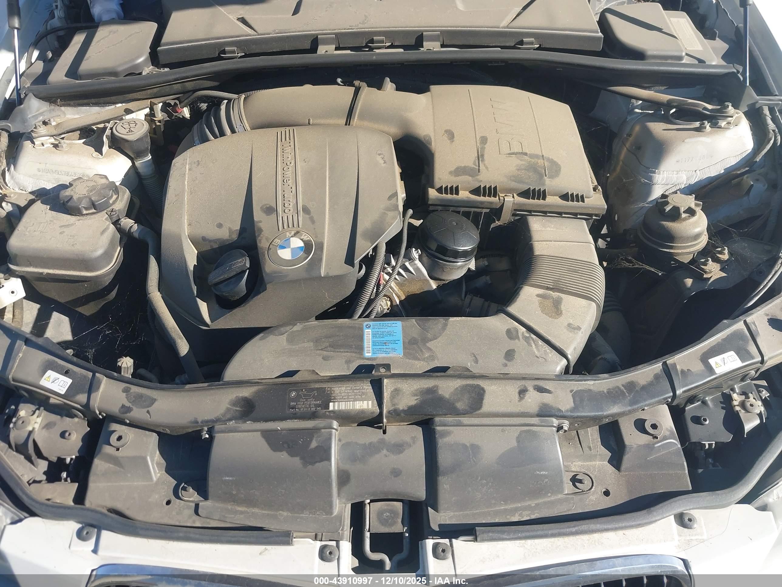BMW 335I image 10