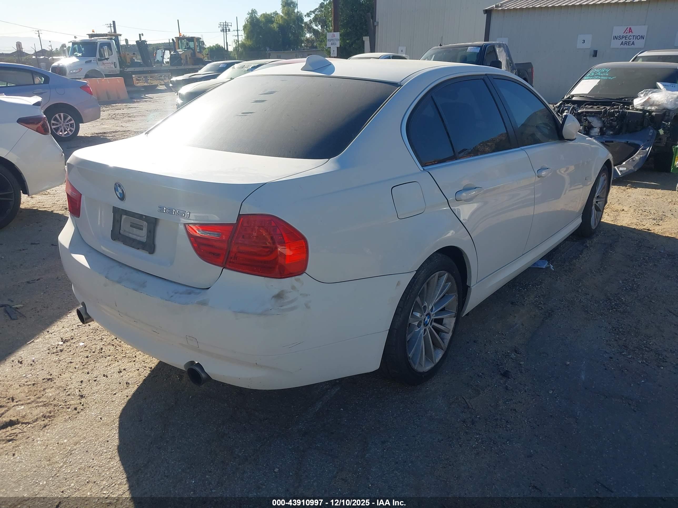 BMW 335I image 4