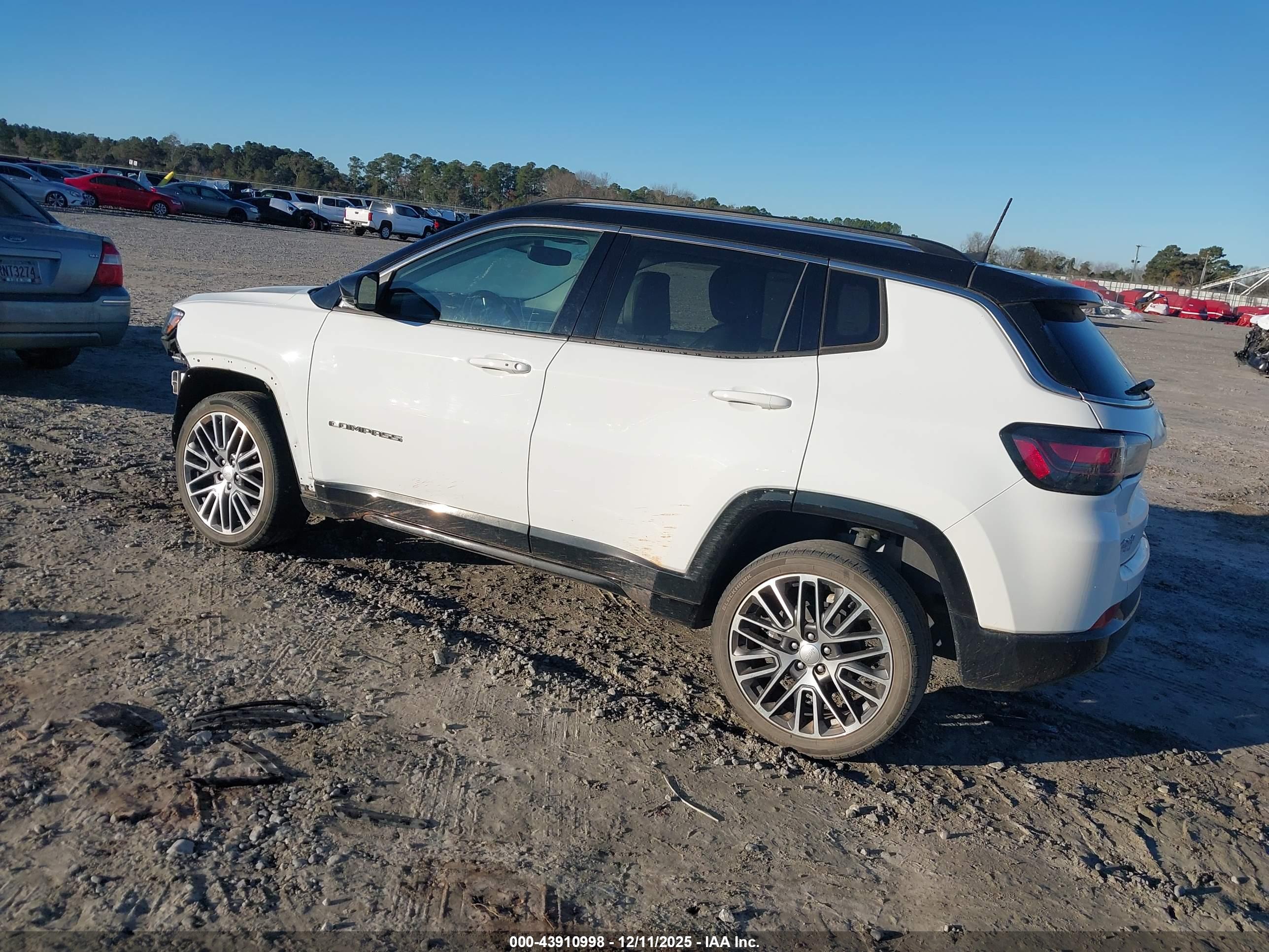 JEEP COMPASS image 3
