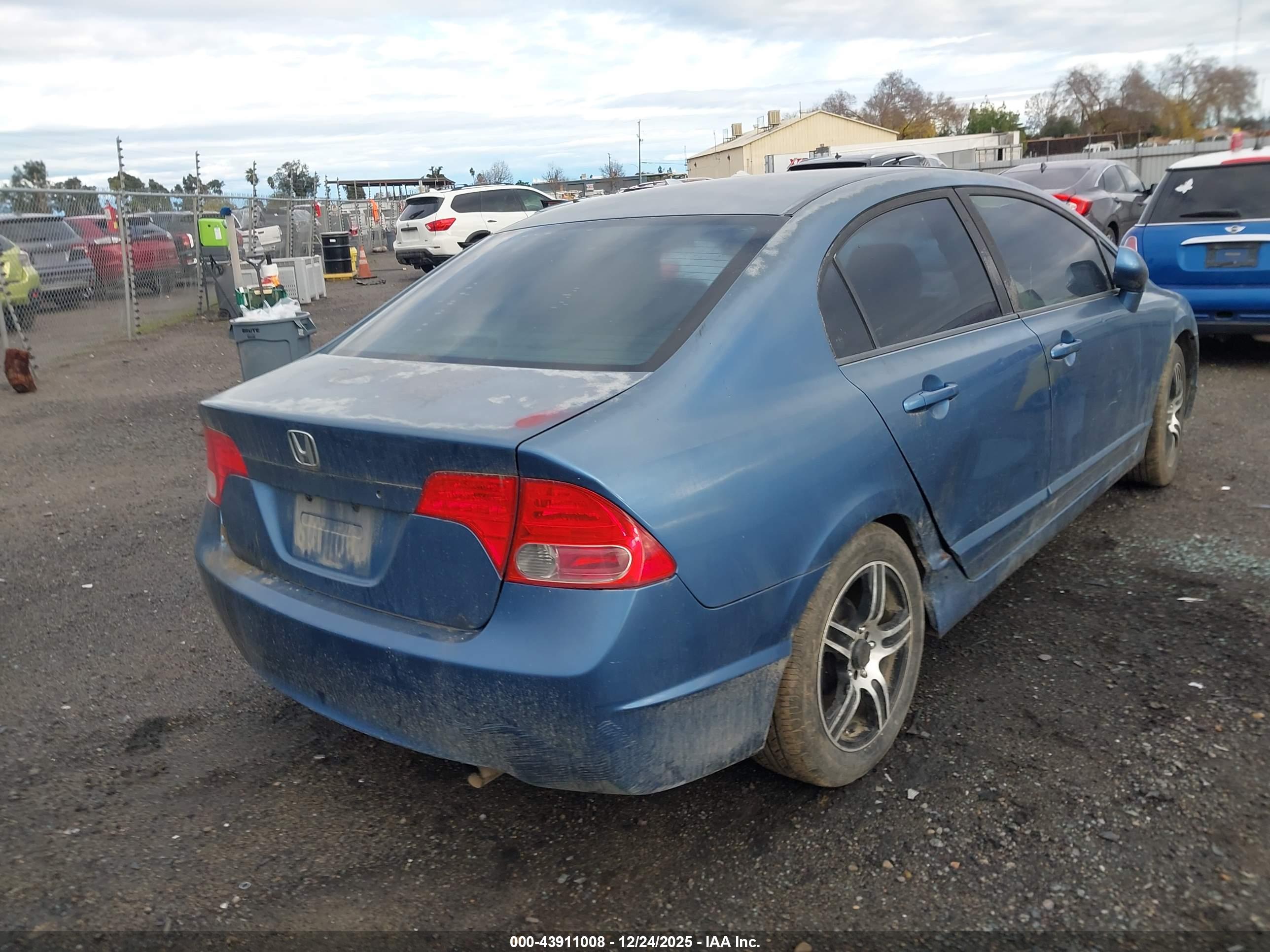 HONDA CIVIC image 4