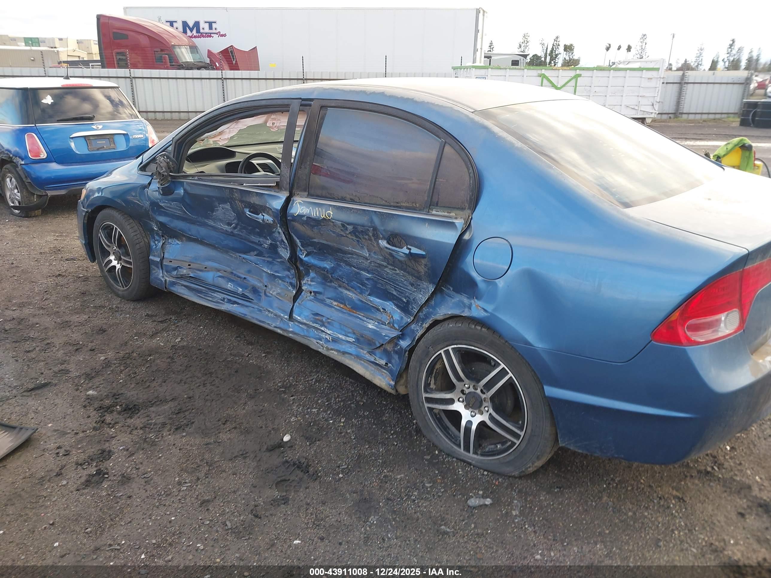 HONDA CIVIC image 6