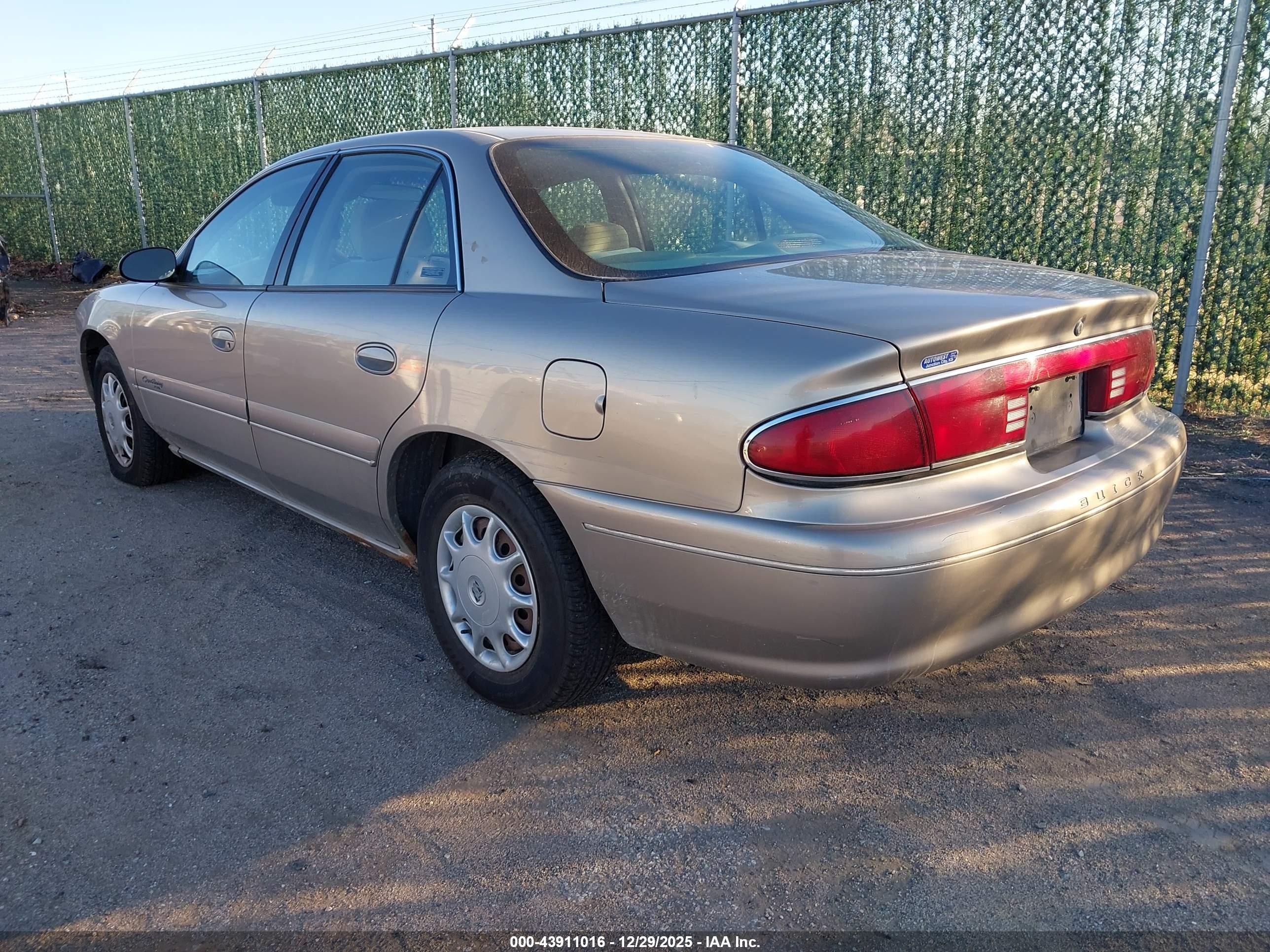 BUICK CENTURY image 3